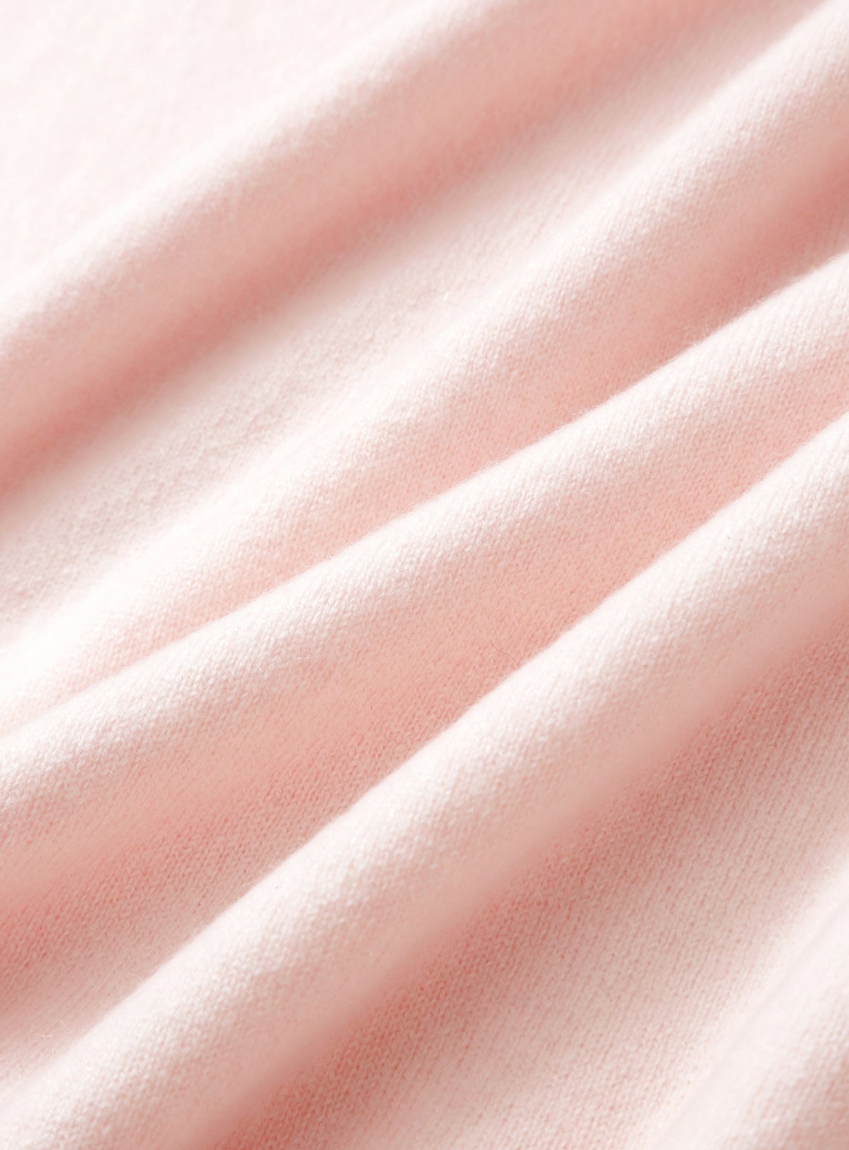 rカシミアルーズニットプルオーバー