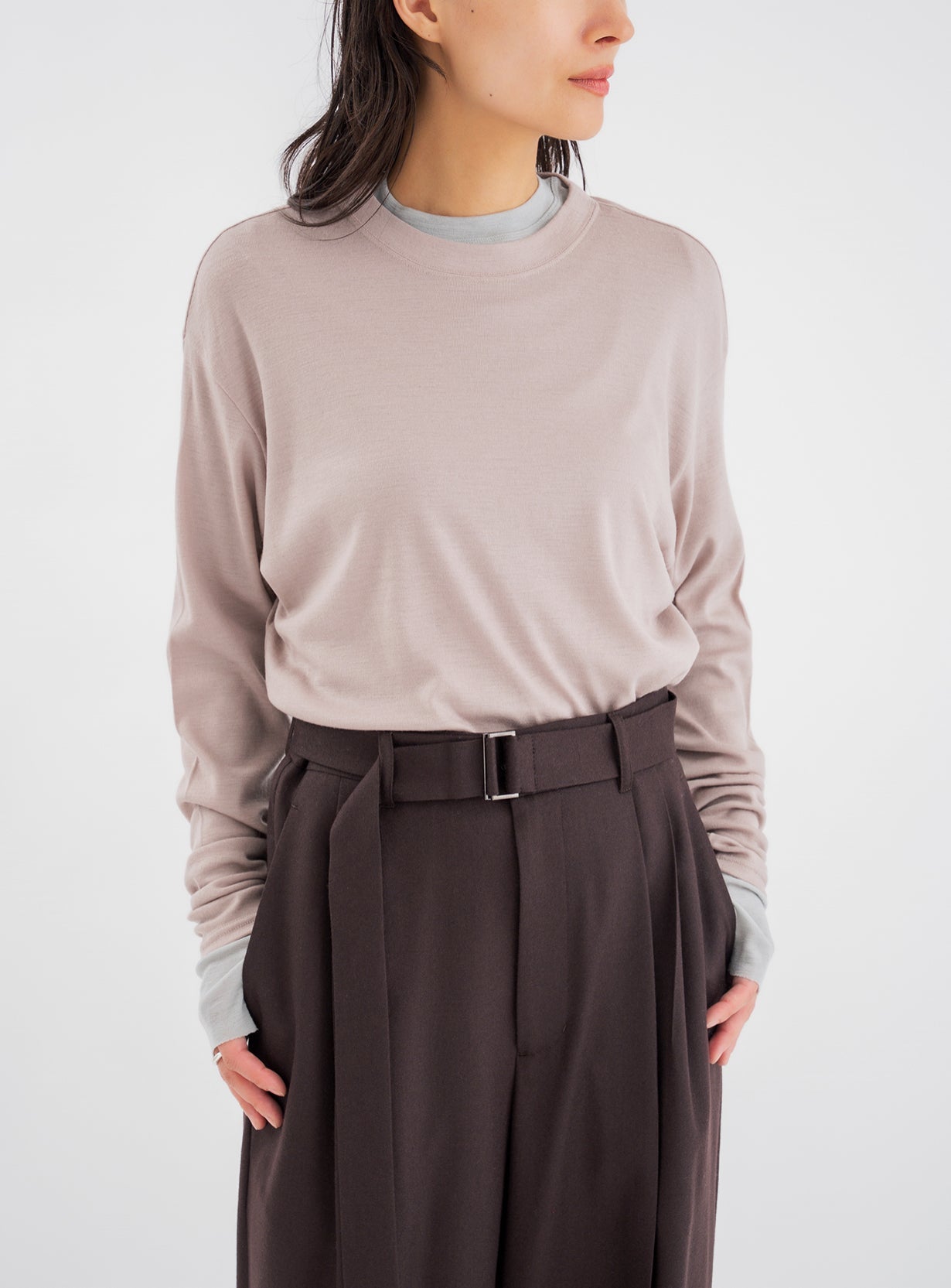 ウールフライスルーズロンT