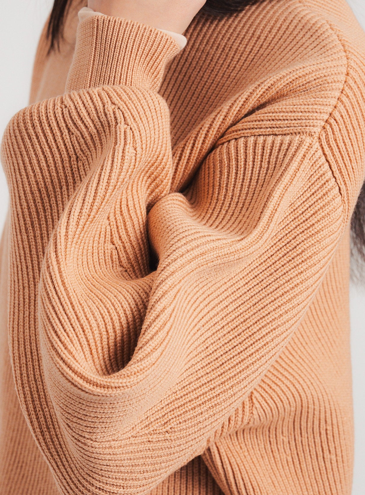 rアゼニットプルオーバー