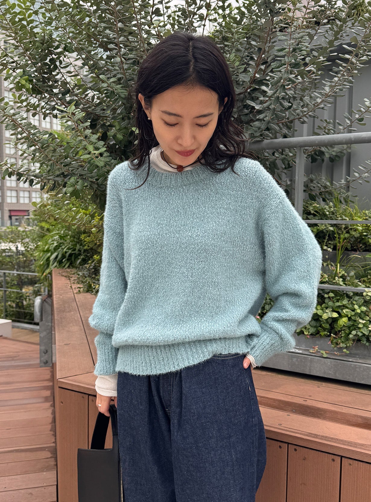 スラブリリーフェザープルオーバー