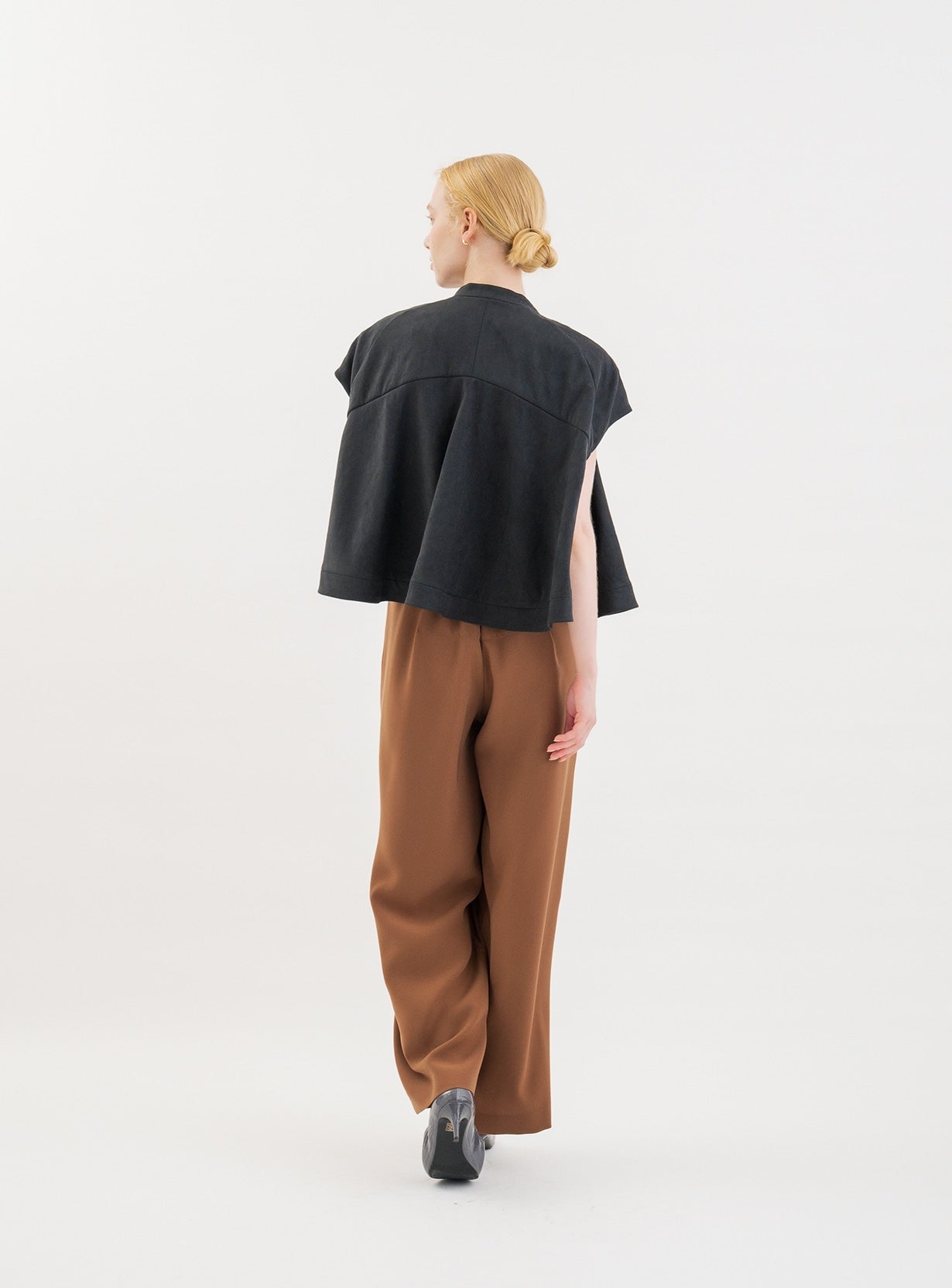 rスウェードAラインベスト