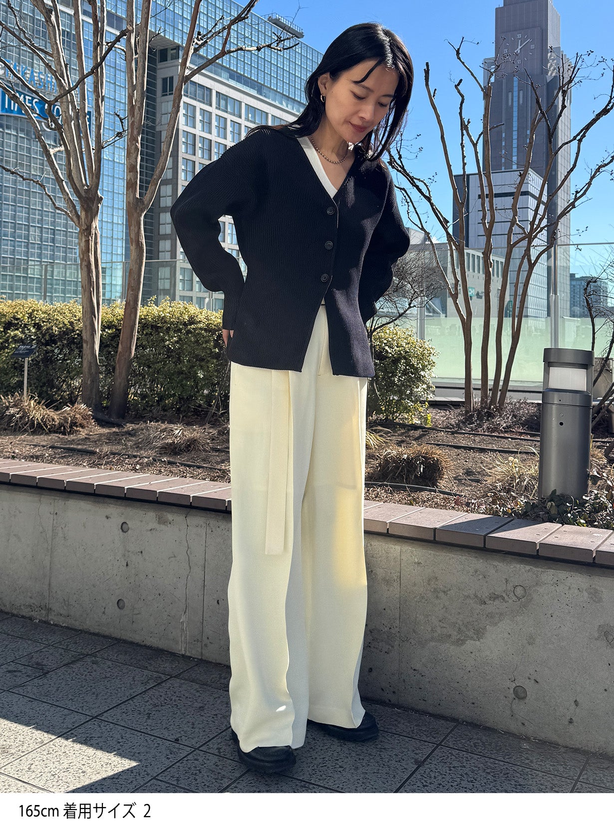 rベルテットサテンパンツ