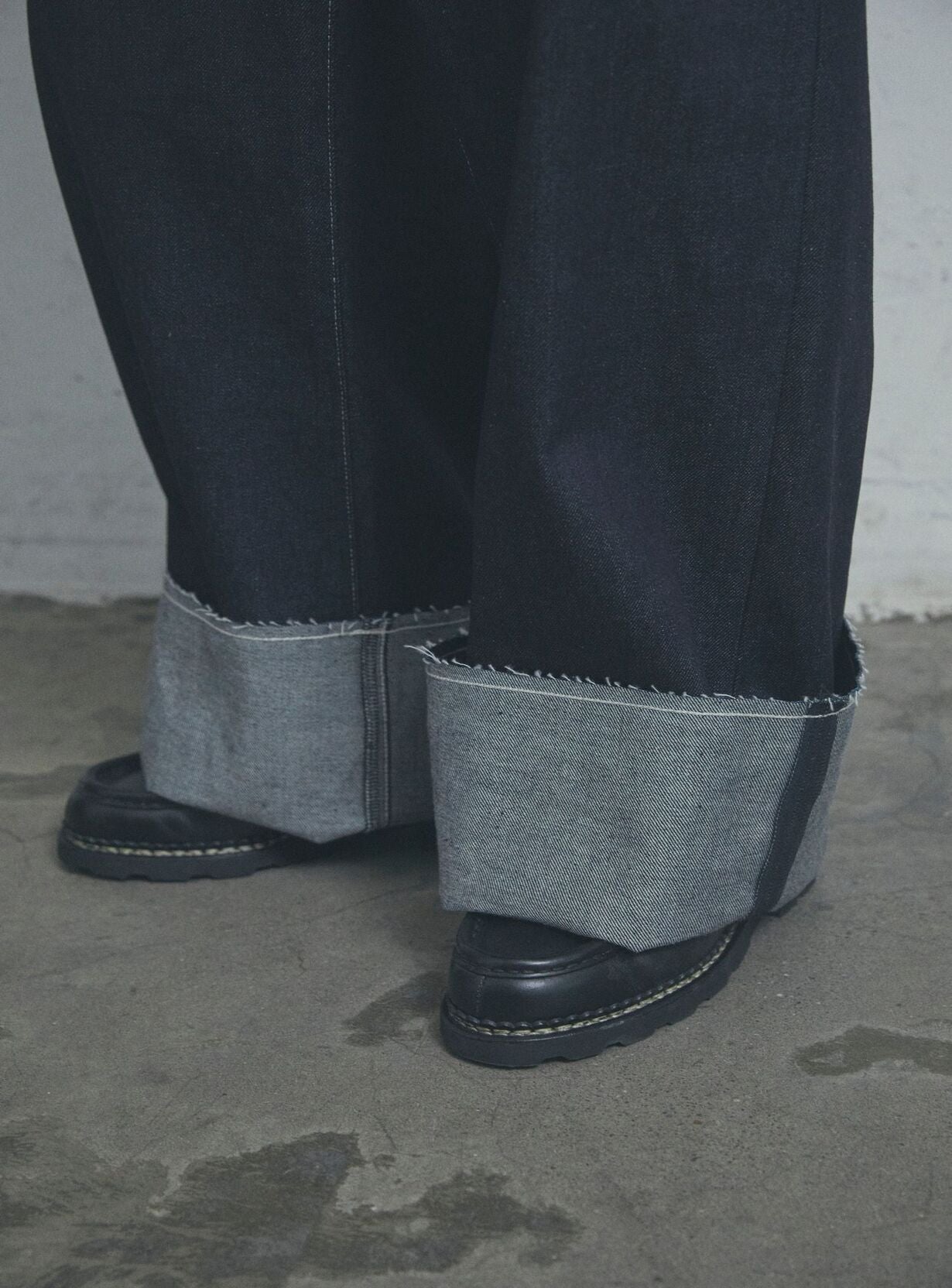 UNINTENTIONAL FORM DENIM