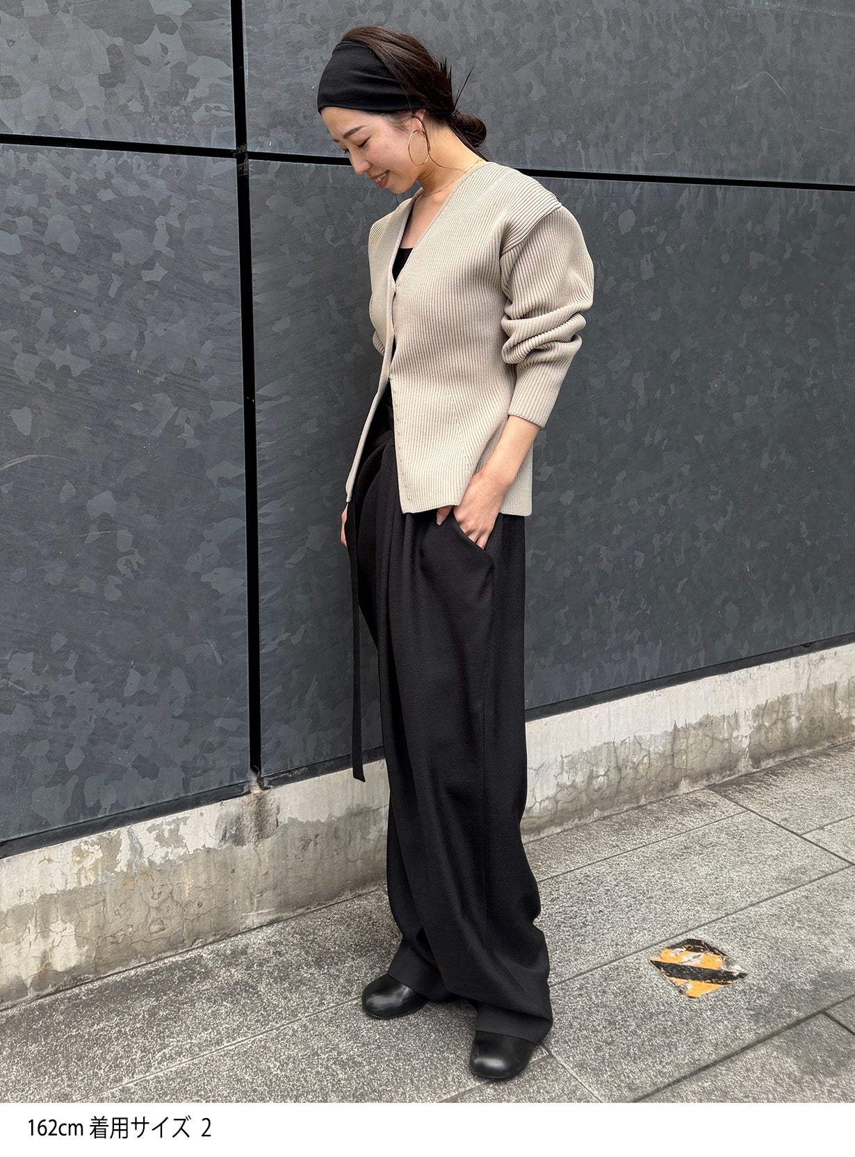 rラップドレープパンツ