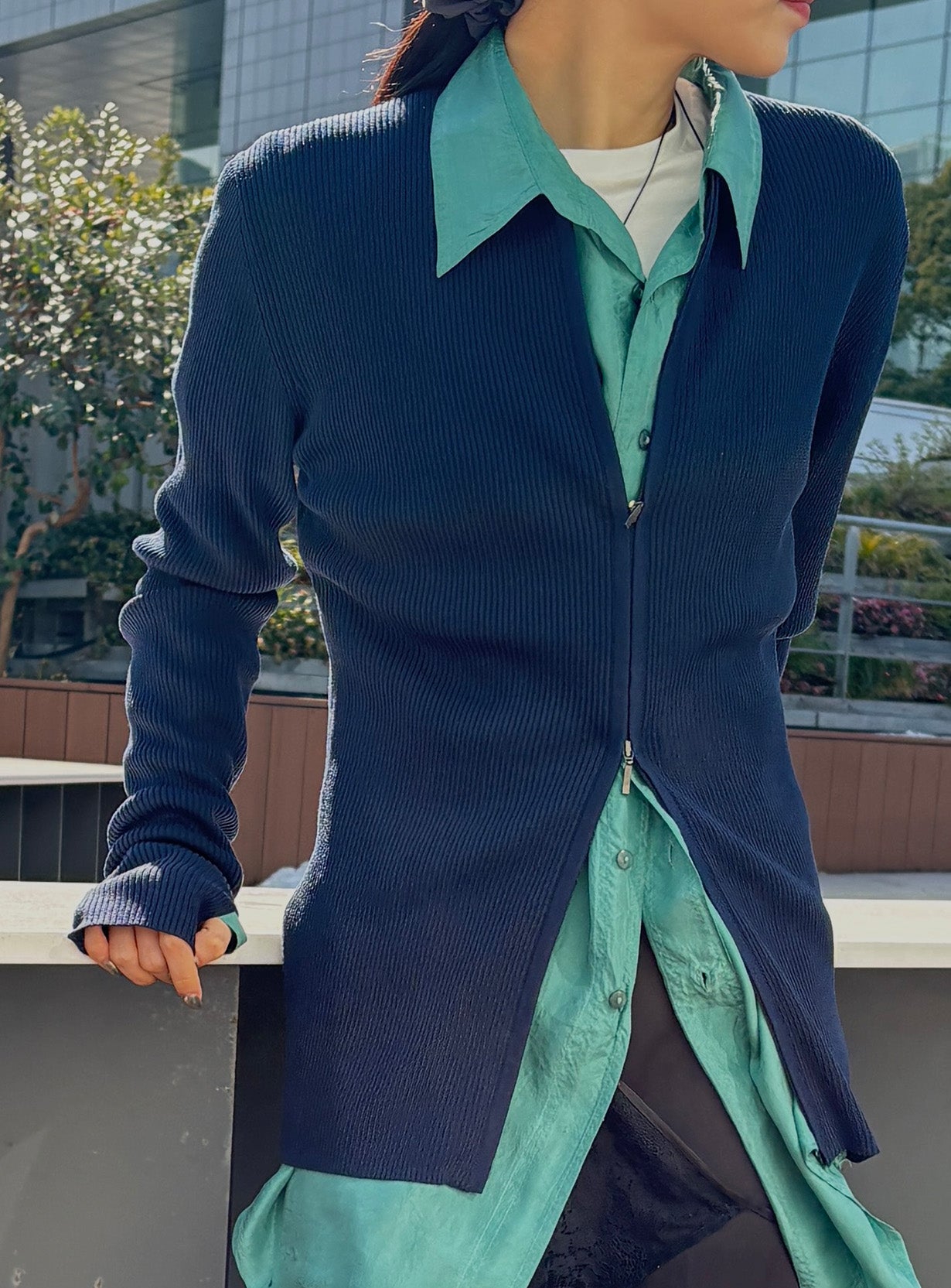 ジップアップリブニット