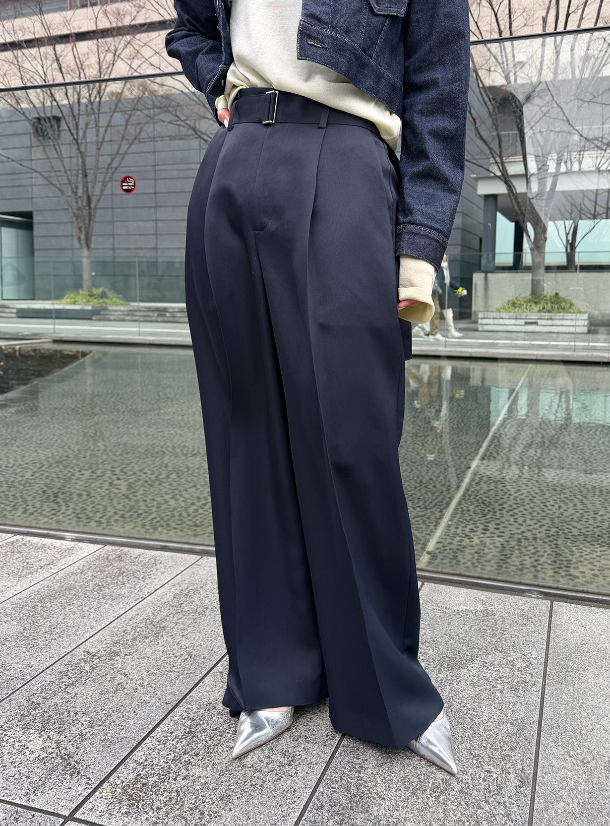 rベルテットサテンパンツ