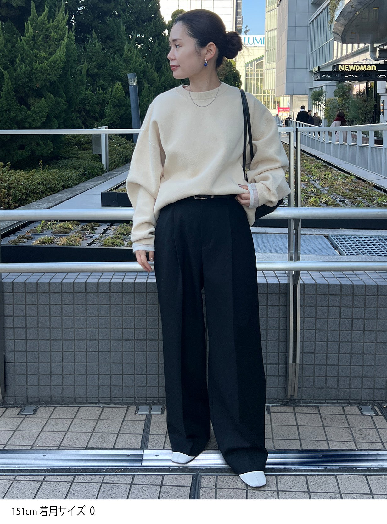 ウールギャバストレートパンツ