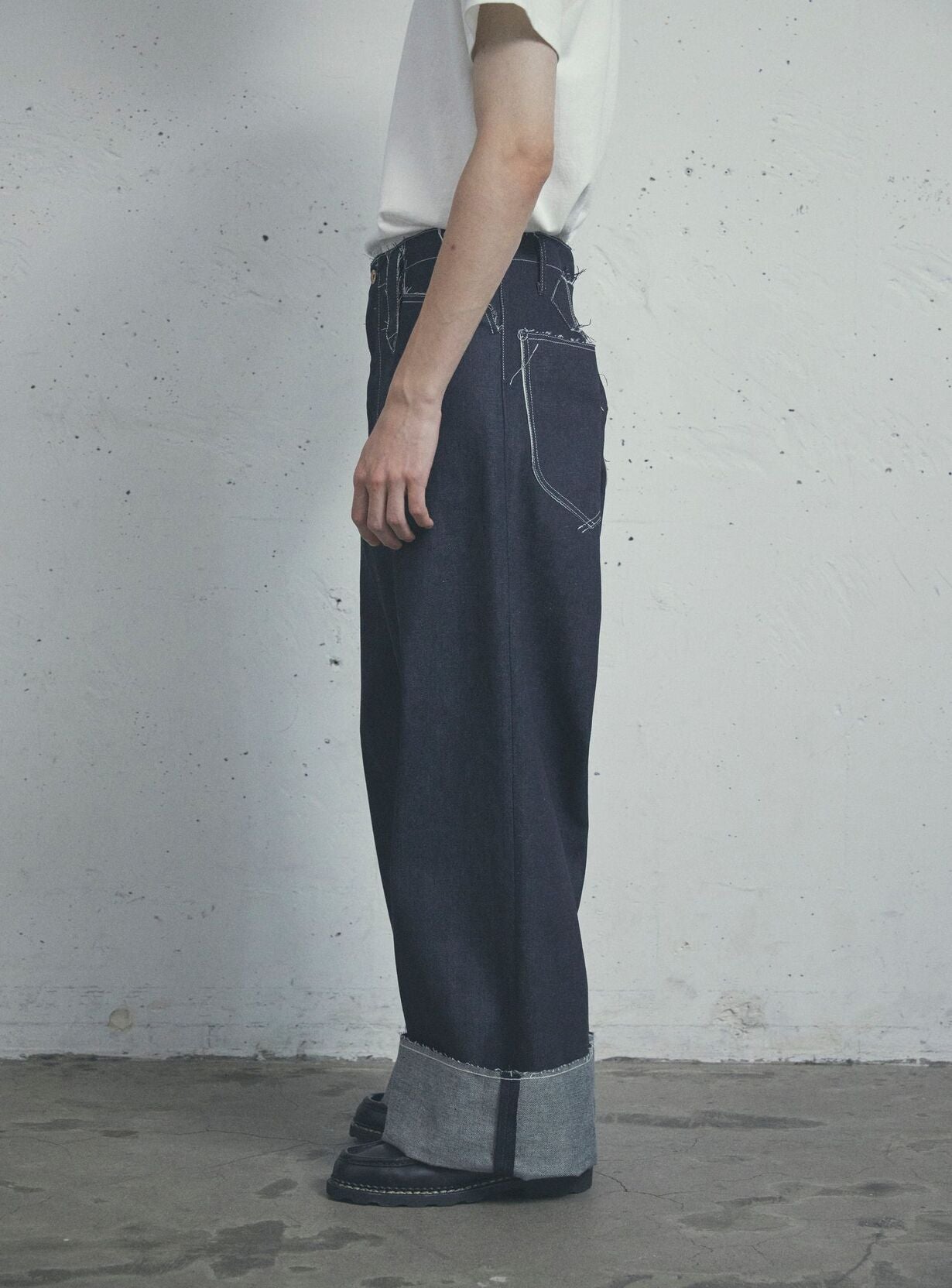 UNINTENTIONAL FORM DENIM