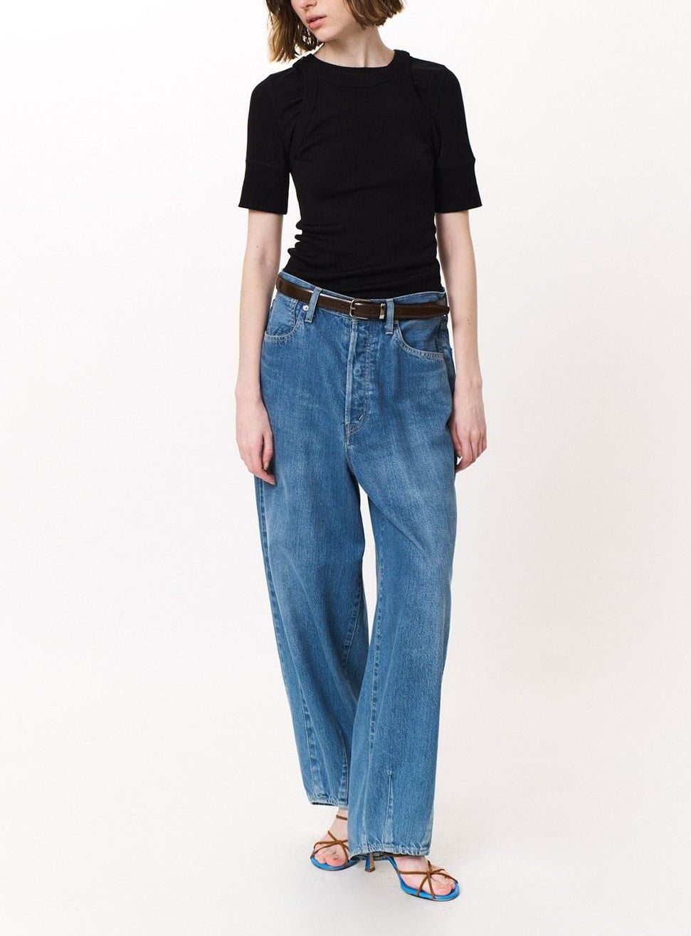 ウォッシュドデニムパンツ