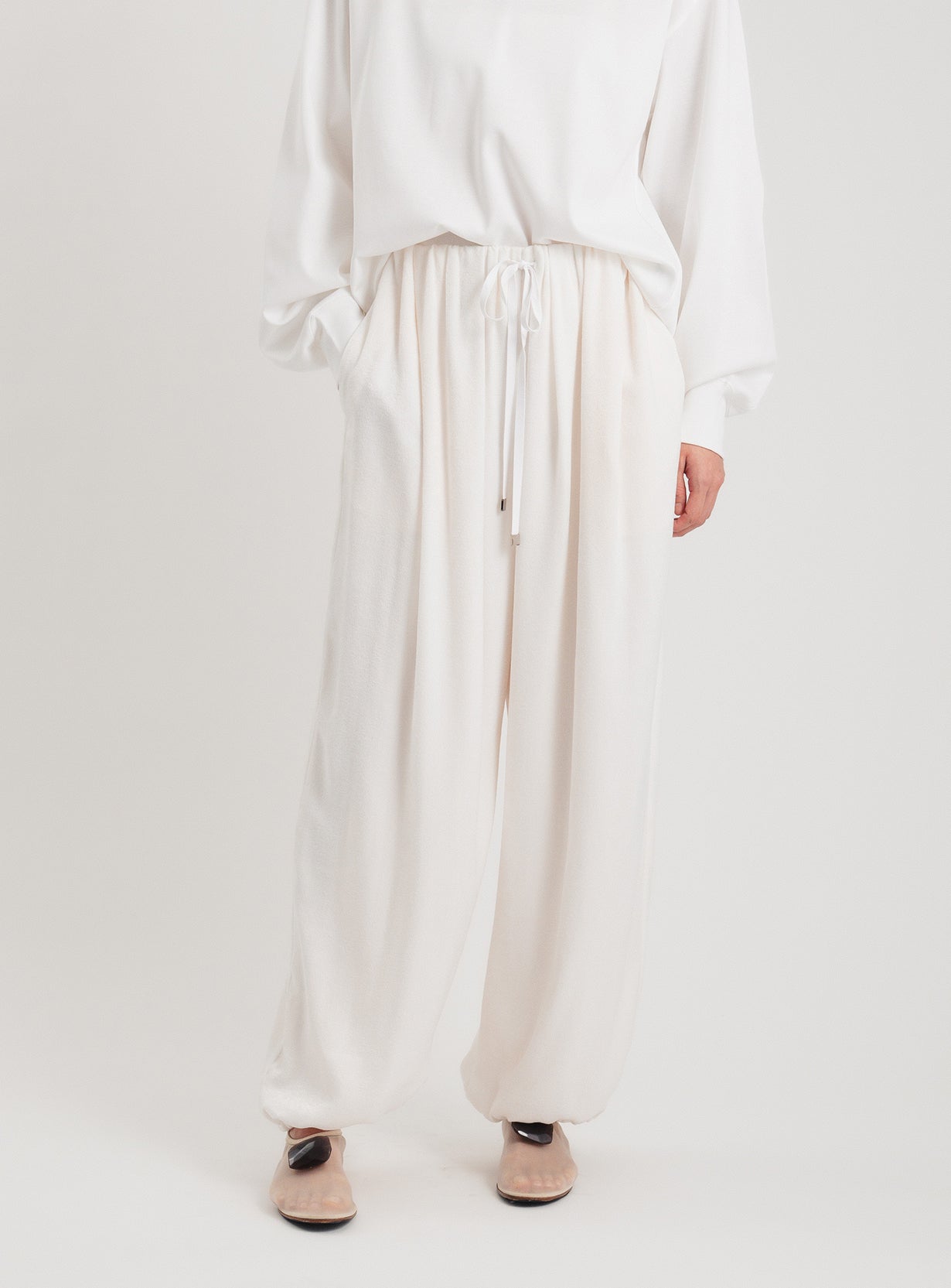 ｒベルベットギャザーパンツ