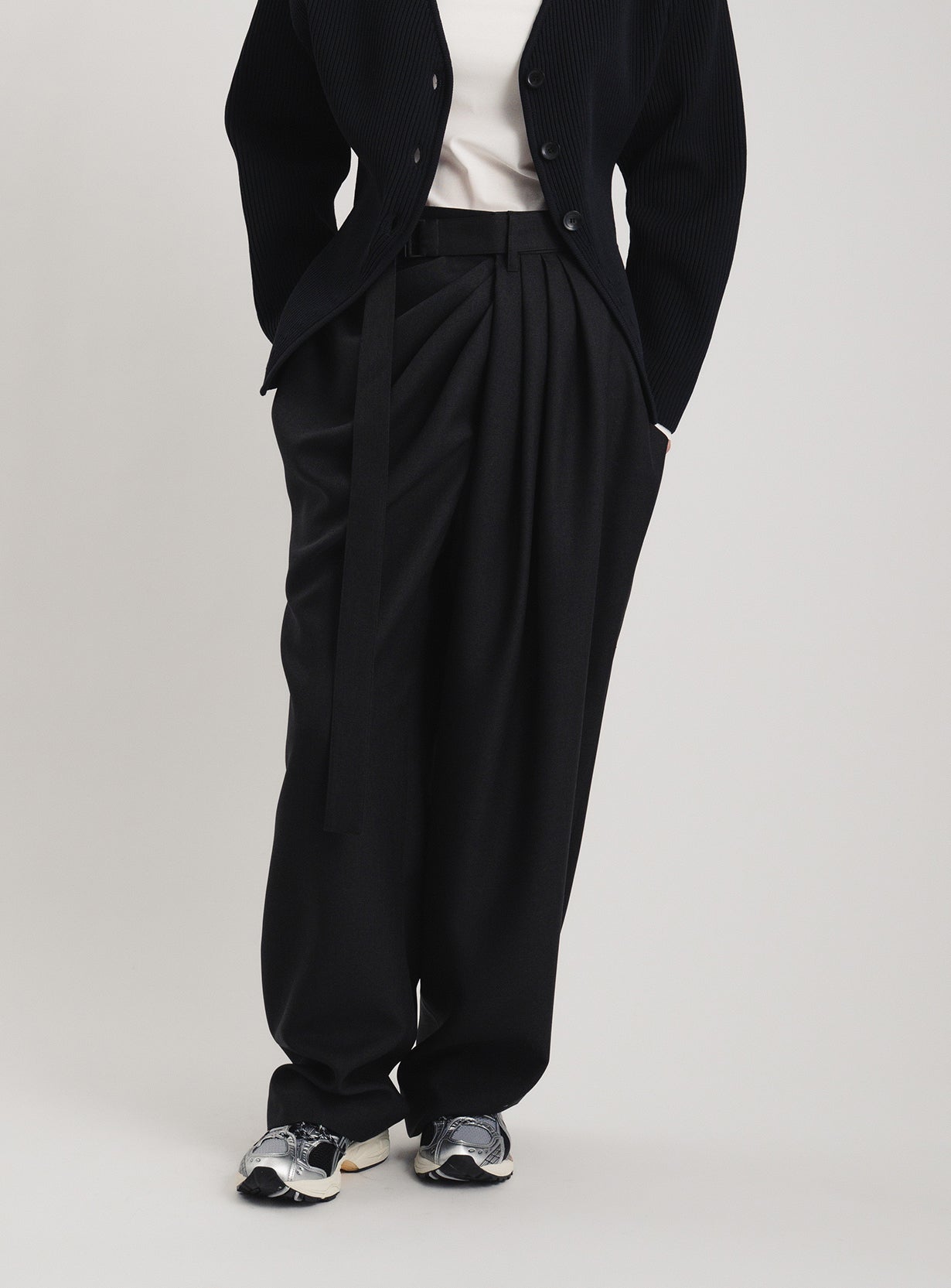 ｒラップドレープパンツ