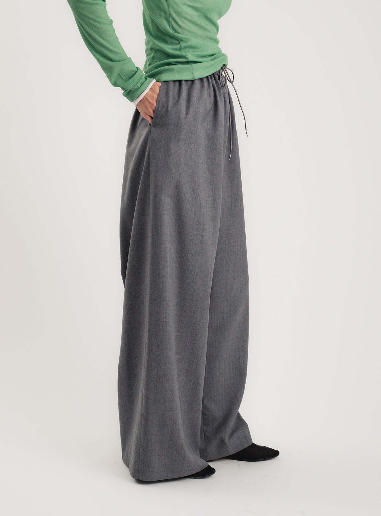 ギャザーイージーワイドパンツ