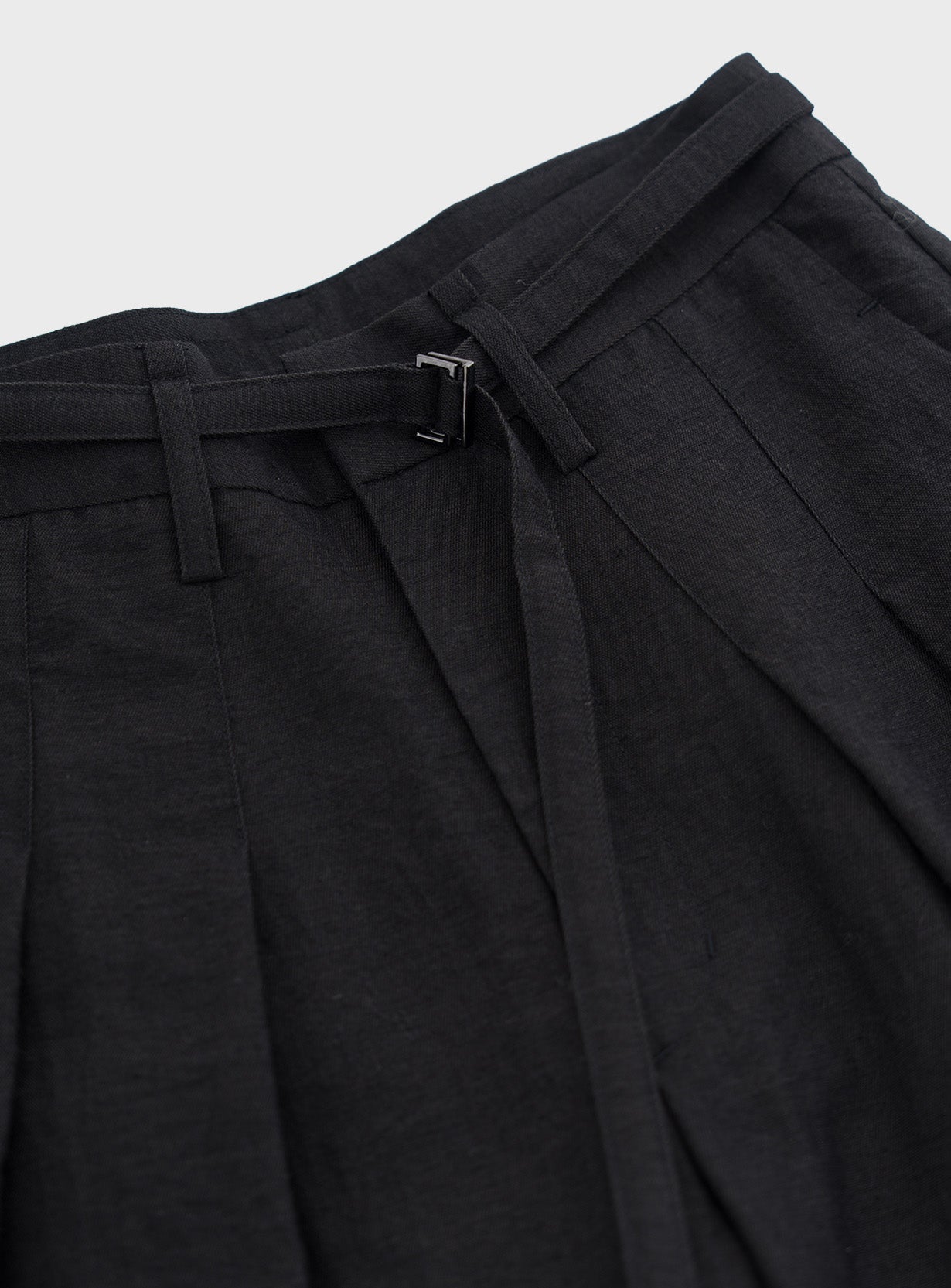 リネンレーヨンバレルパンツ