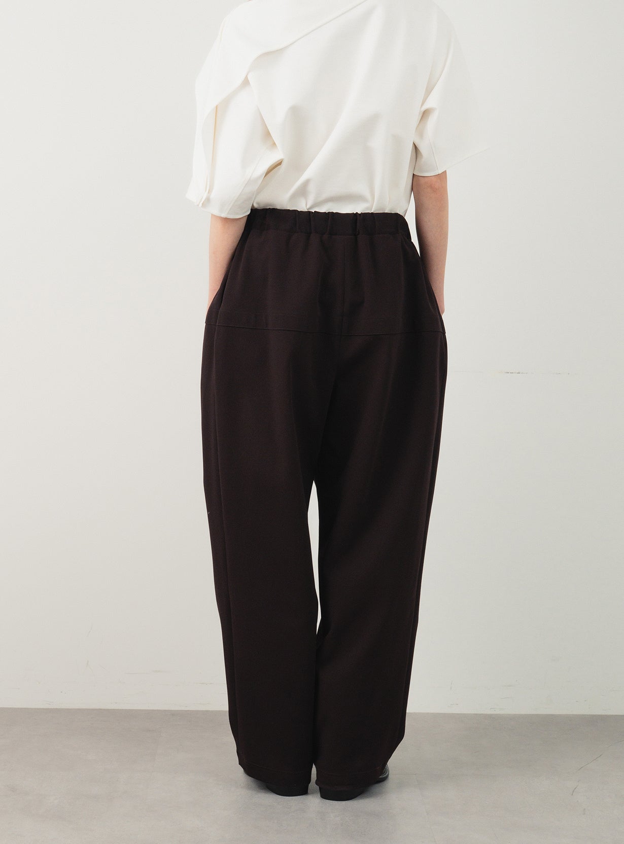 【予約商品】ハイストレッチコクーンパンツ