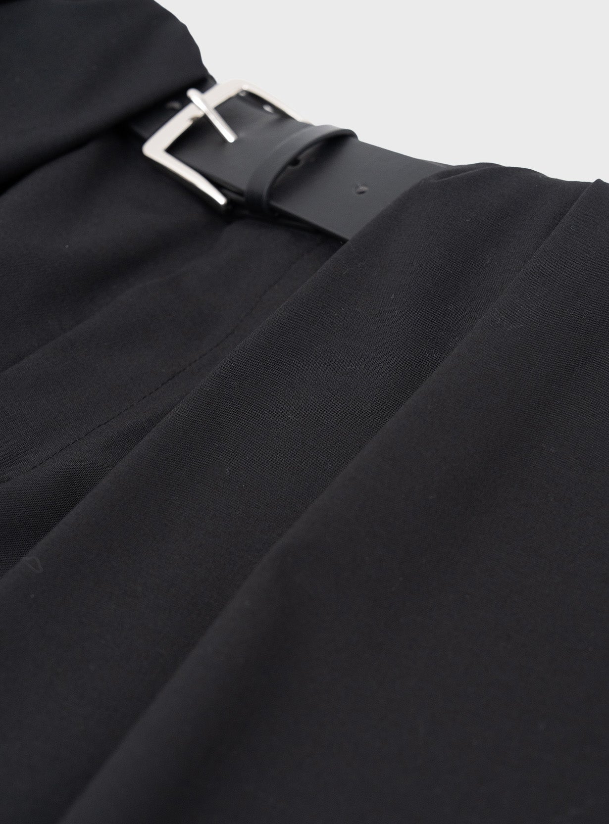 【予約商品】ベルトオーバーレイタックパンツ