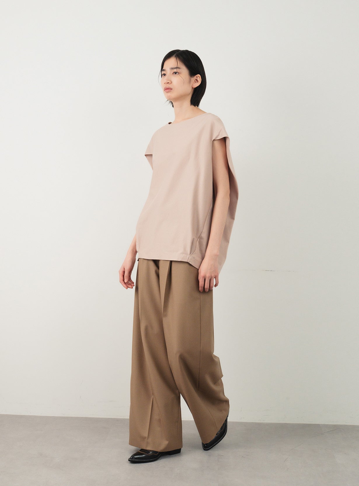 【予約商品】ストレートパンツ