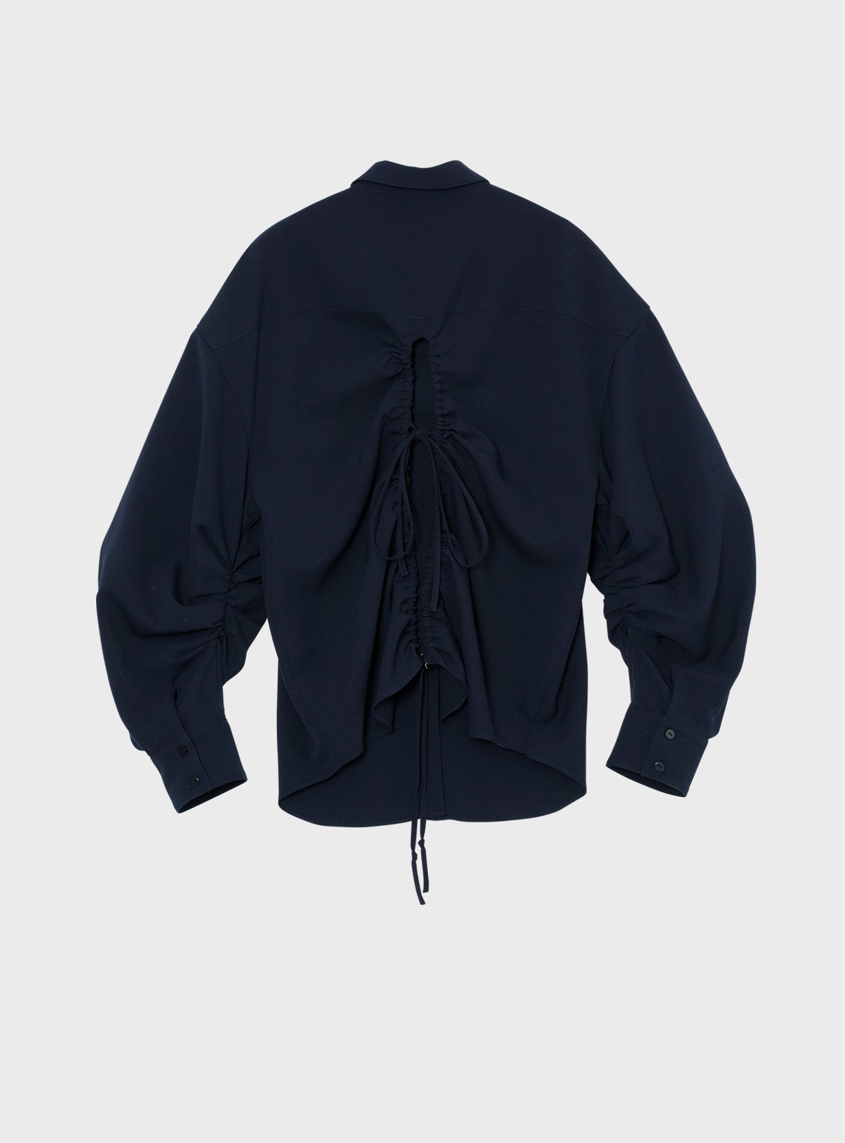 バックドロストシャツ