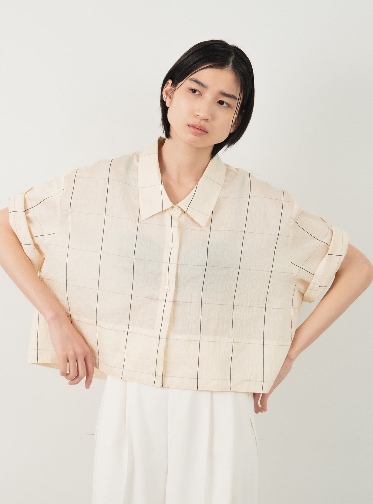 ロールアップクロップドシャツ