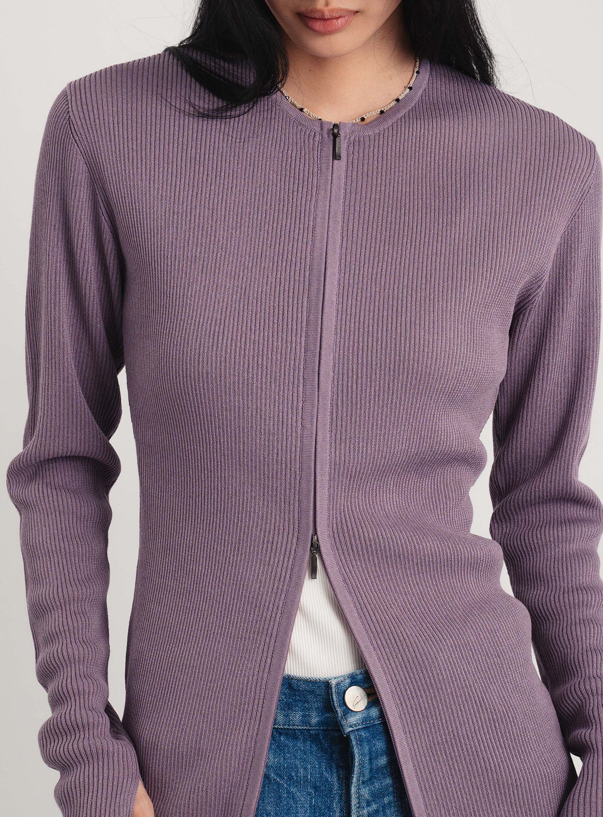 ジップアップリブニット