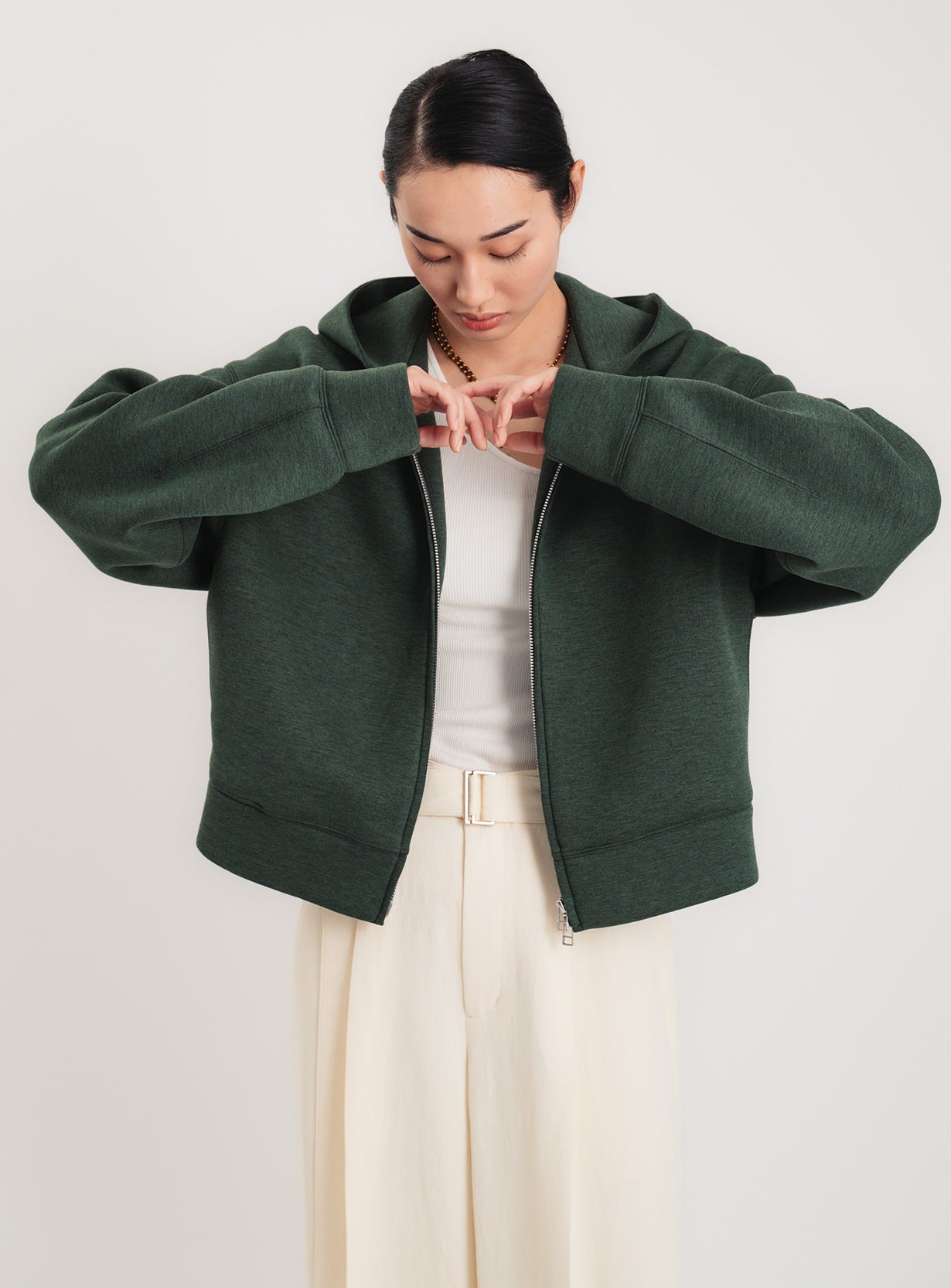 コンパクトダンボールフーディー