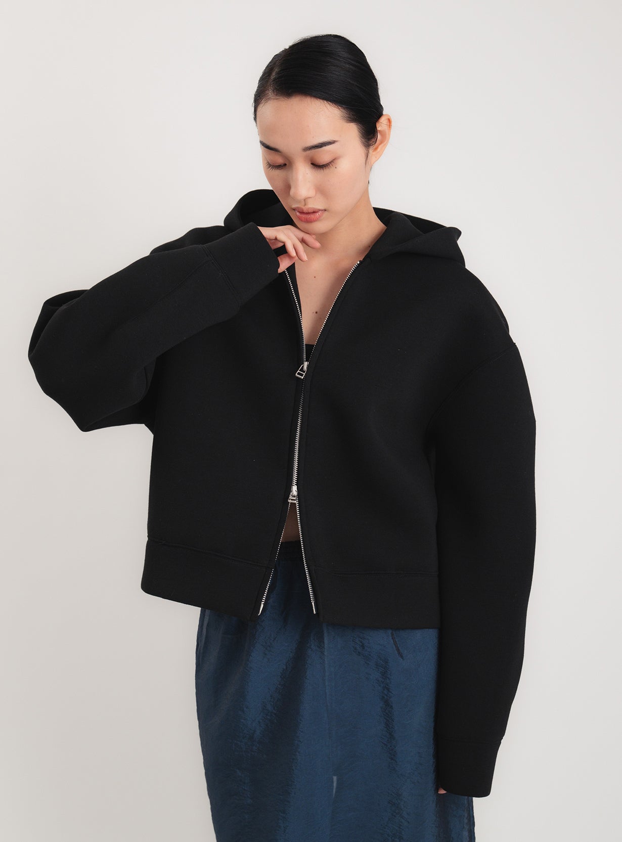 コンパクトダンボールフーディー