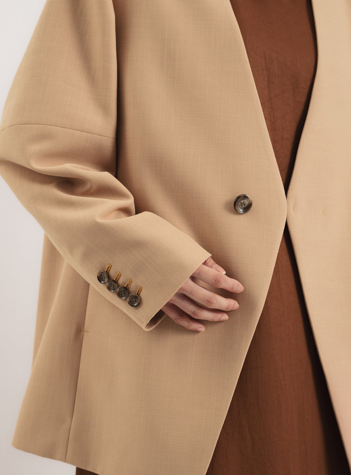 ｒカラーレスワイドショルダージャケット