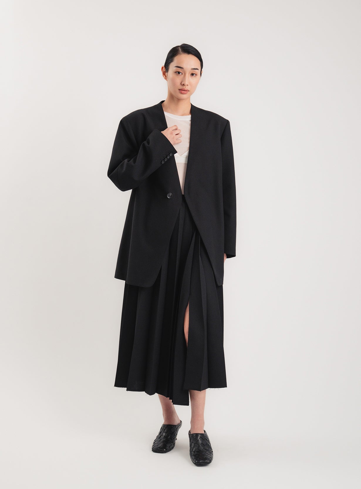 ｒカラーレスワイドショルダージャケット