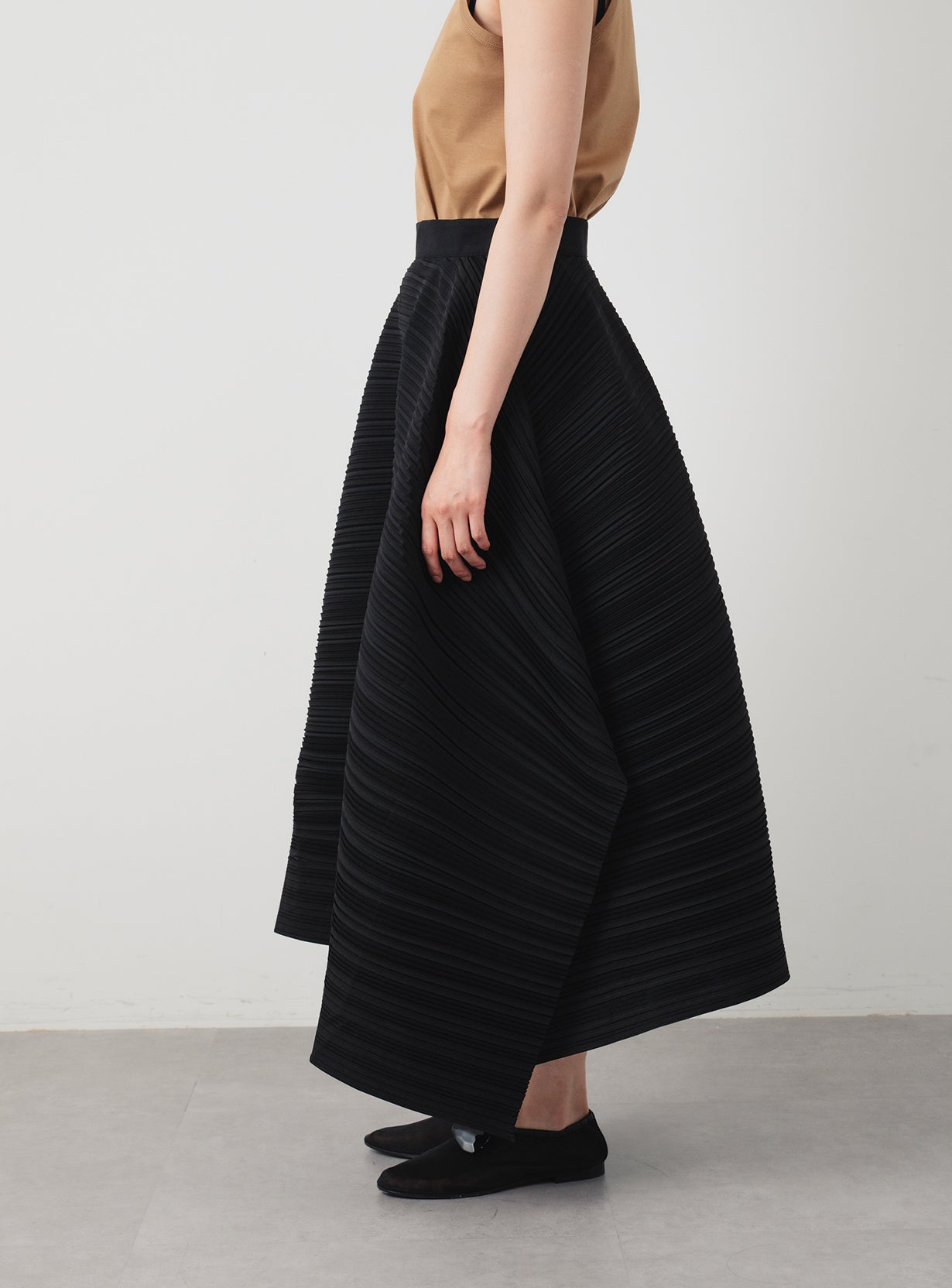 Asymmetrical Pleated Skirt