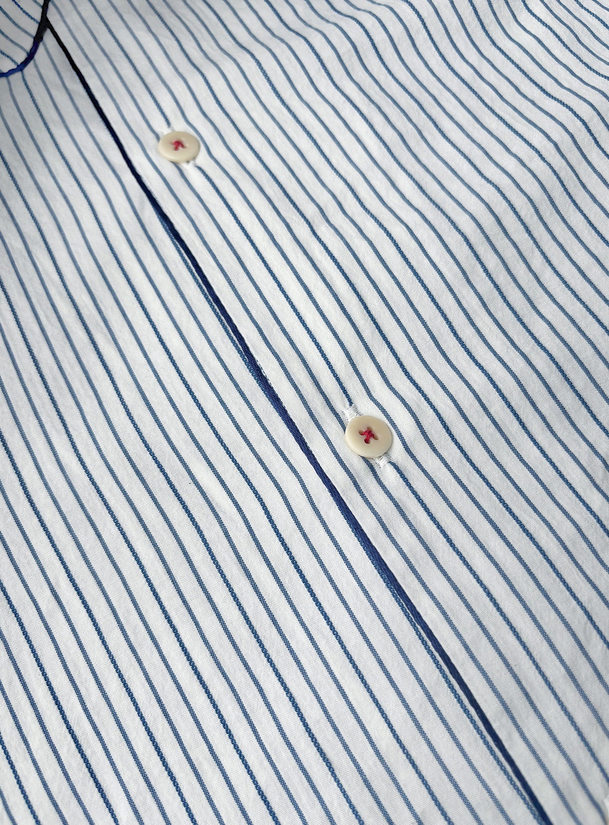 QUIET STRIPE PIPING SHIRT
