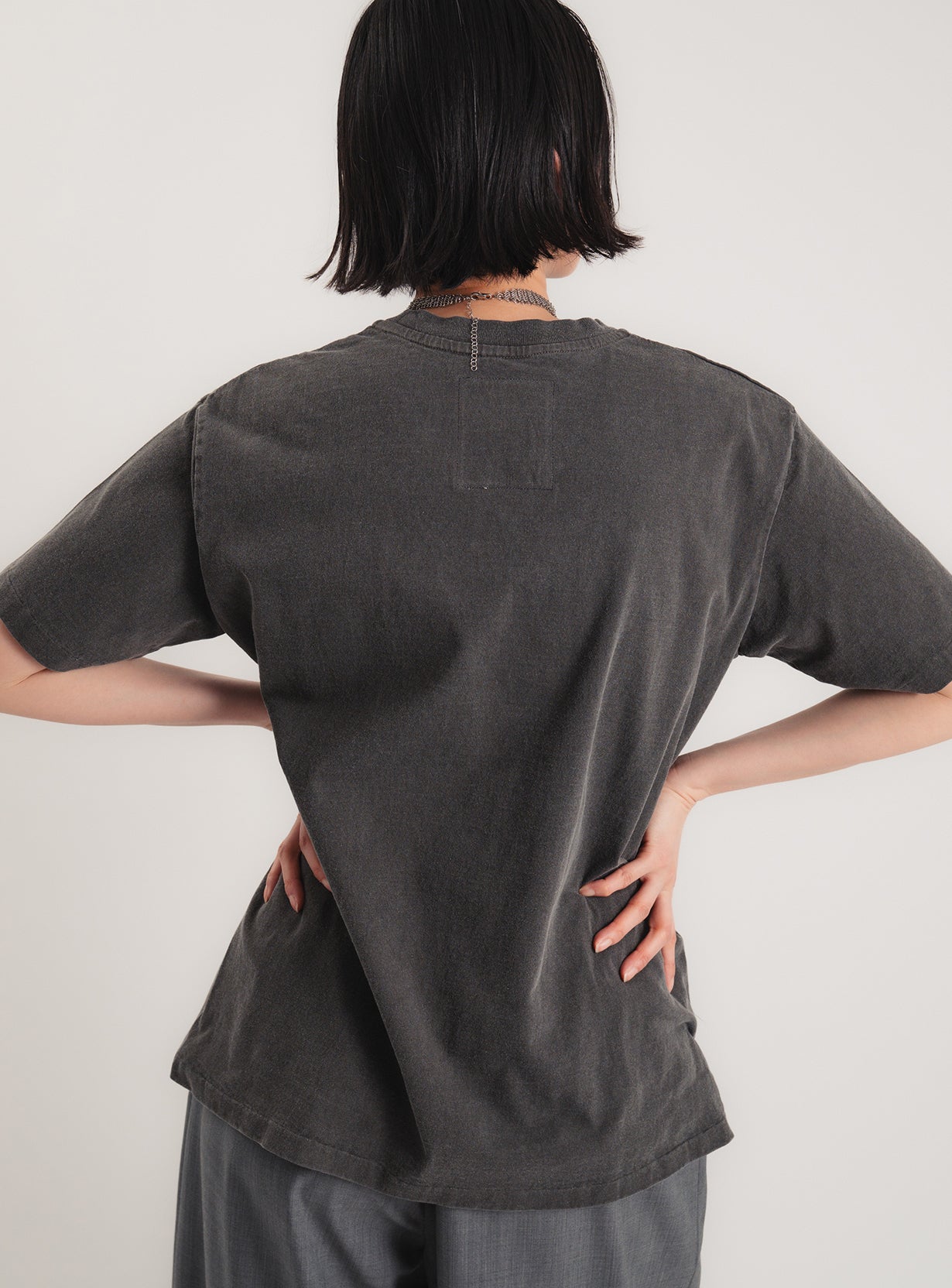 KUROiro TEE ROUND SHAPE S/S TEE with M!DOR! 2