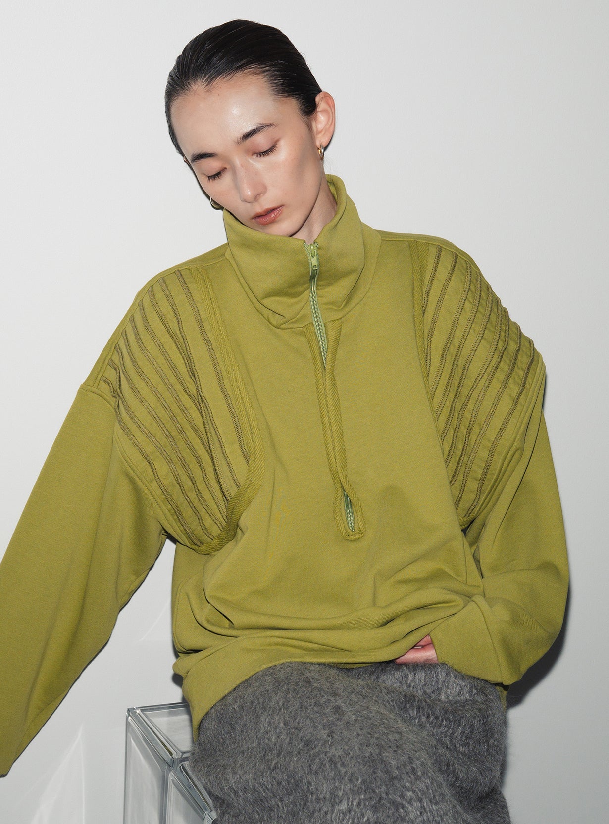 OVERSIZE ZIP TOP