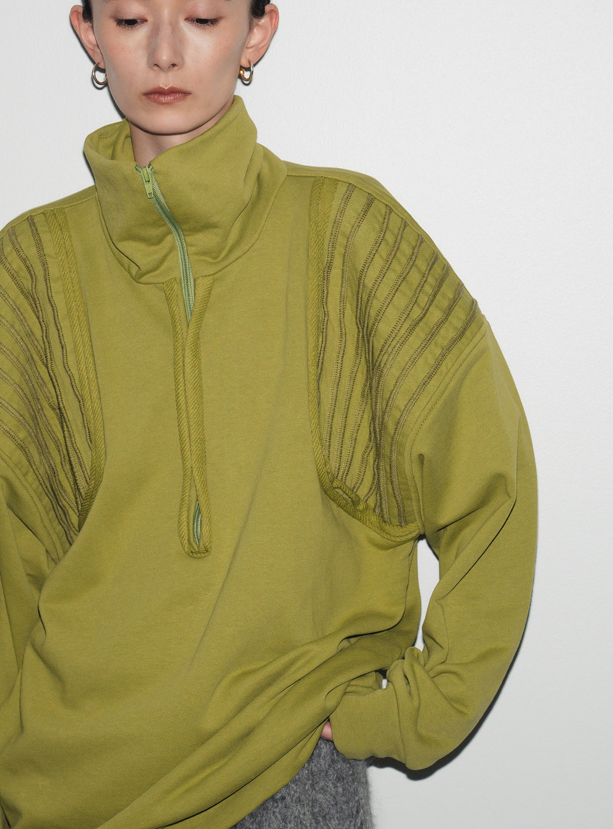 OVERSIZE  ZIP TOP
