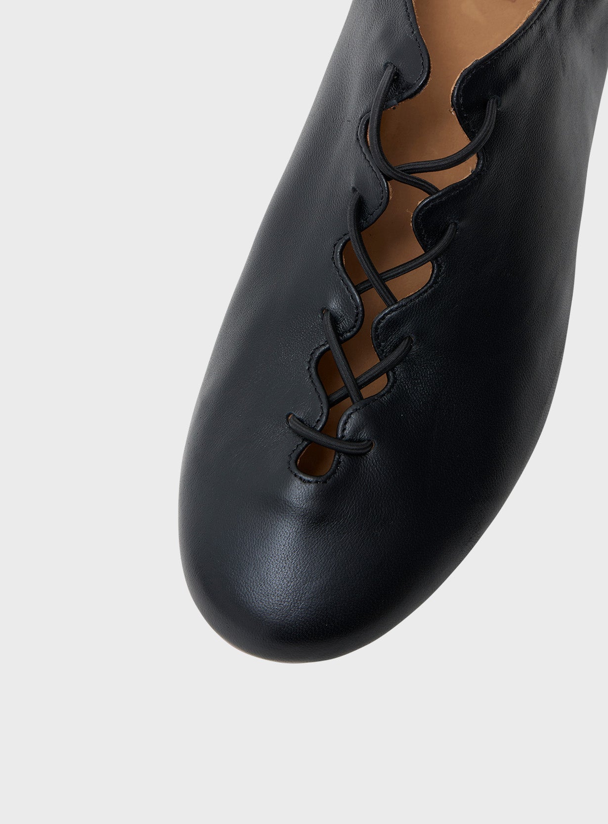 MILLY SCALLOP FLAT