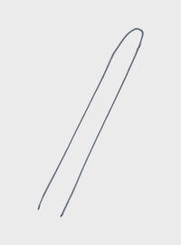 Cravate fine necklace