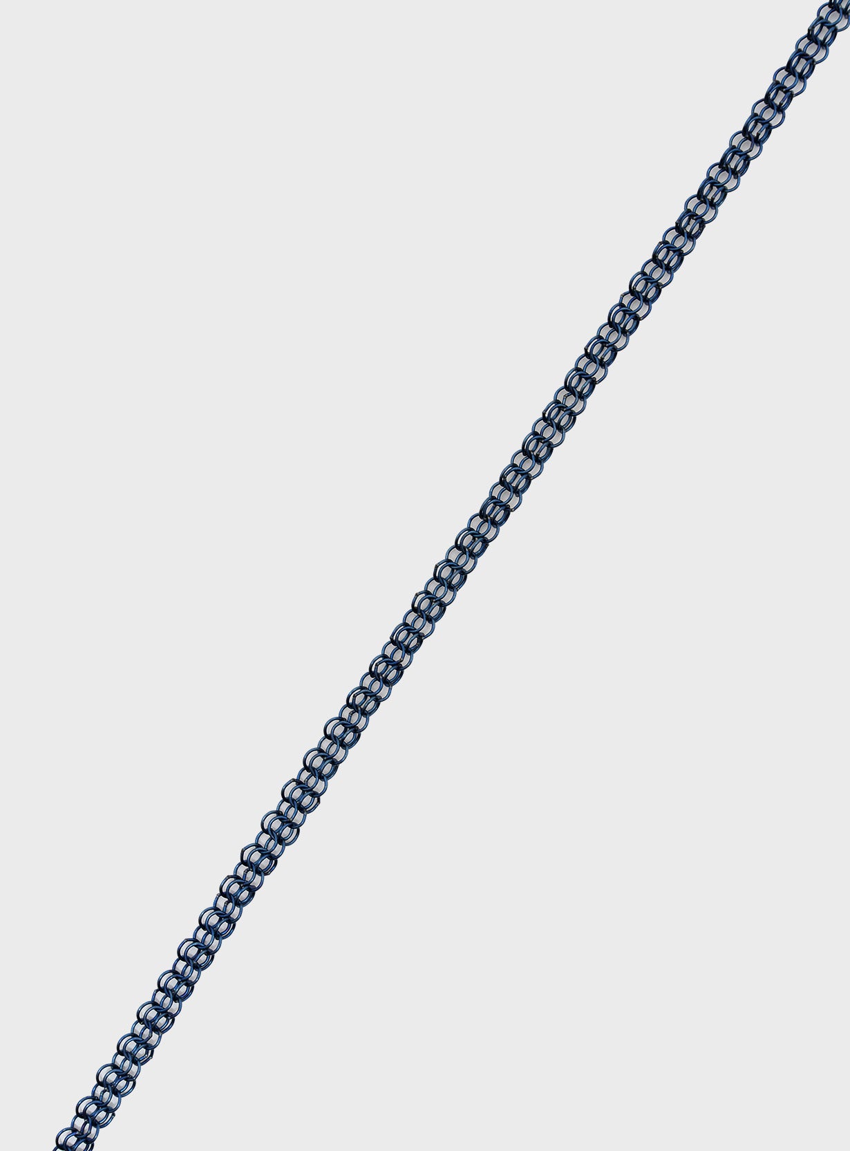 Cravate fine necklace