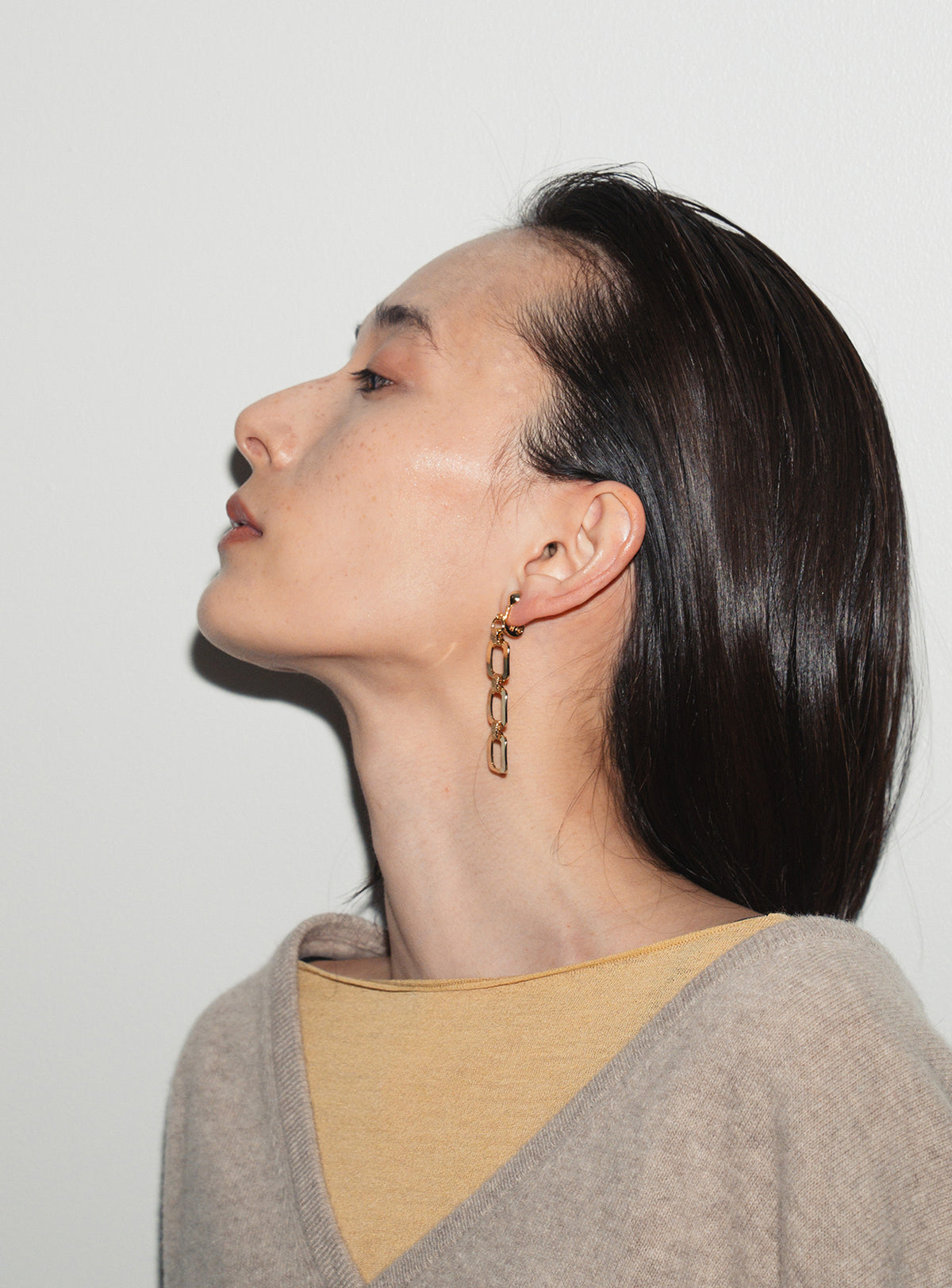 band earring
