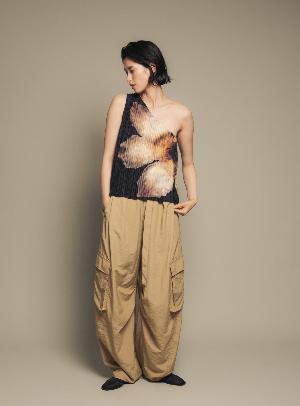One-Shoulder Pleated Floral Top