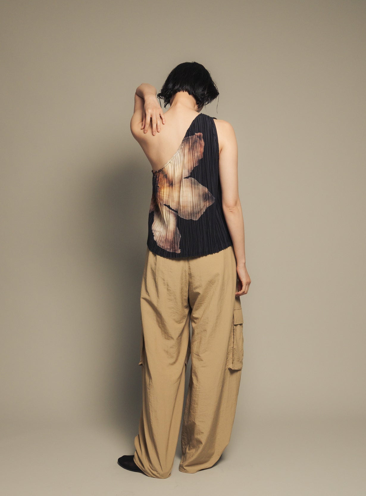 One-Shoulder Pleated Floral Top