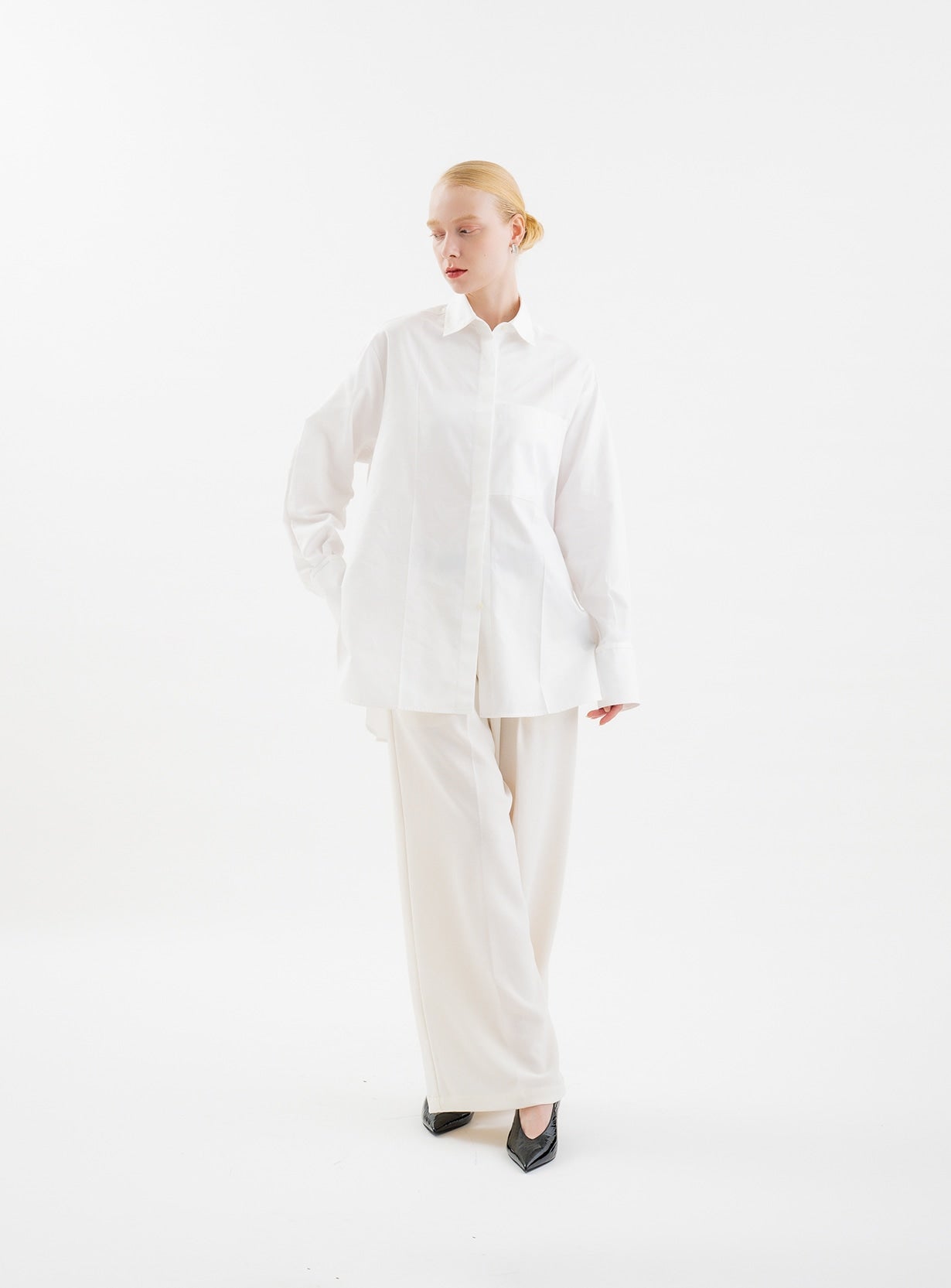 ハイネックシャツ