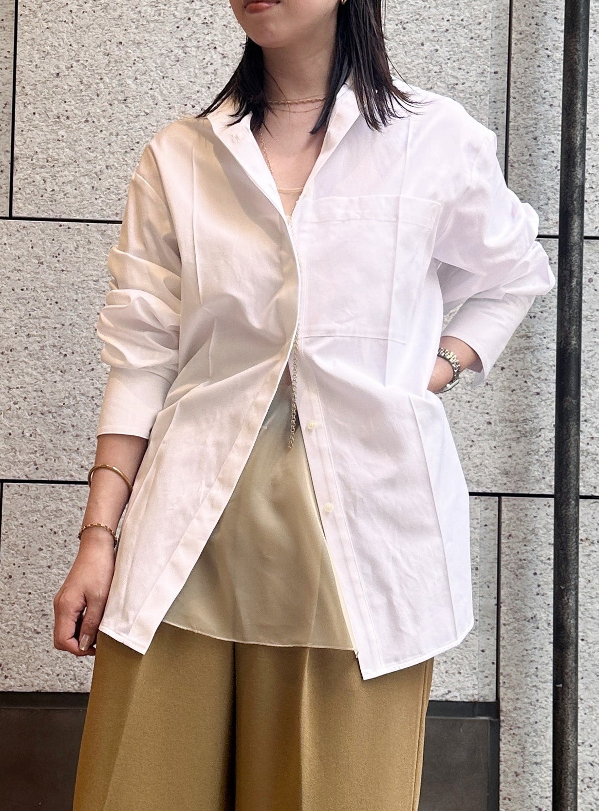 ハイネックシャツ