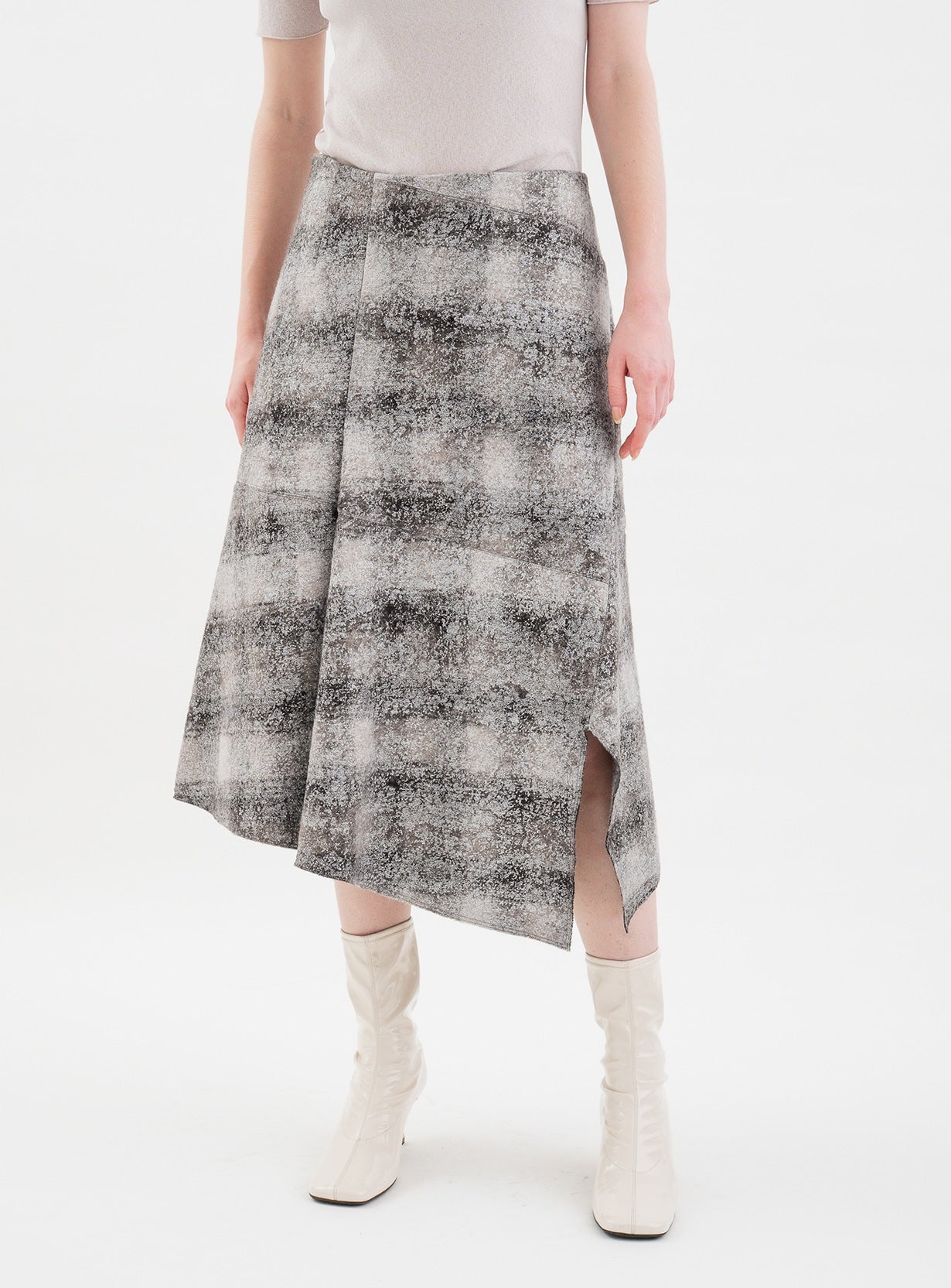 rホイルチェックイレギュラーヘムスカート