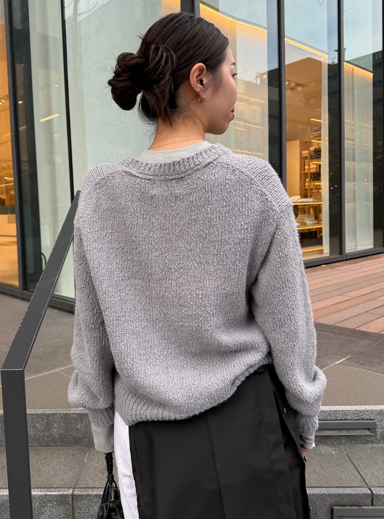 スラブリリーフェザープルオーバー