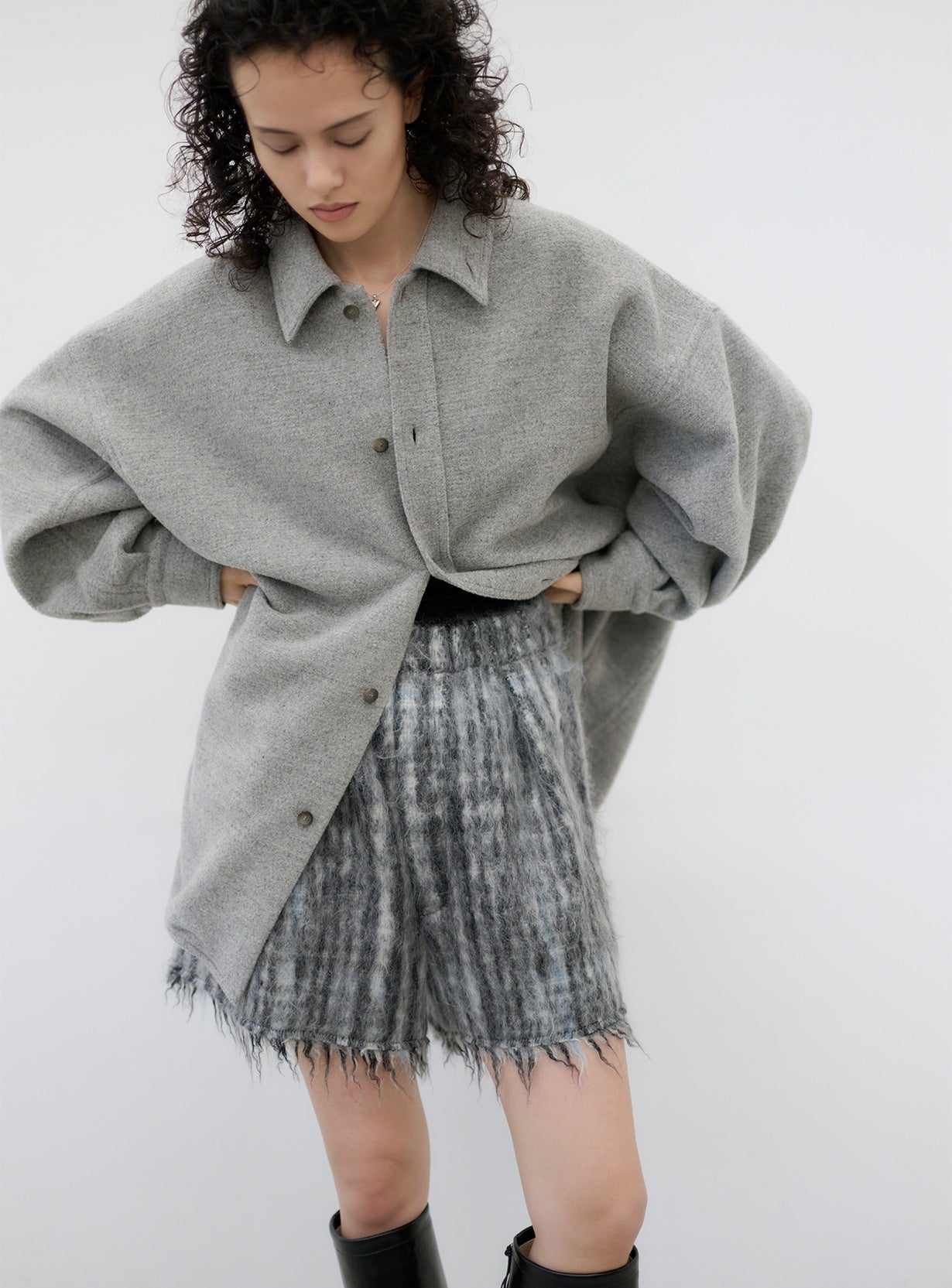 ブラッシュドウールミドルコート