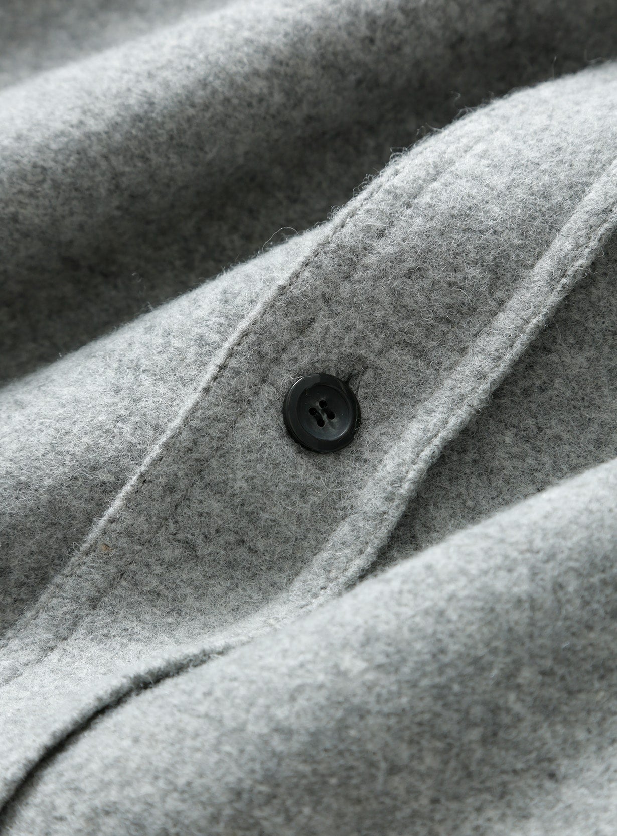 ブラッシュドウールミドルコート