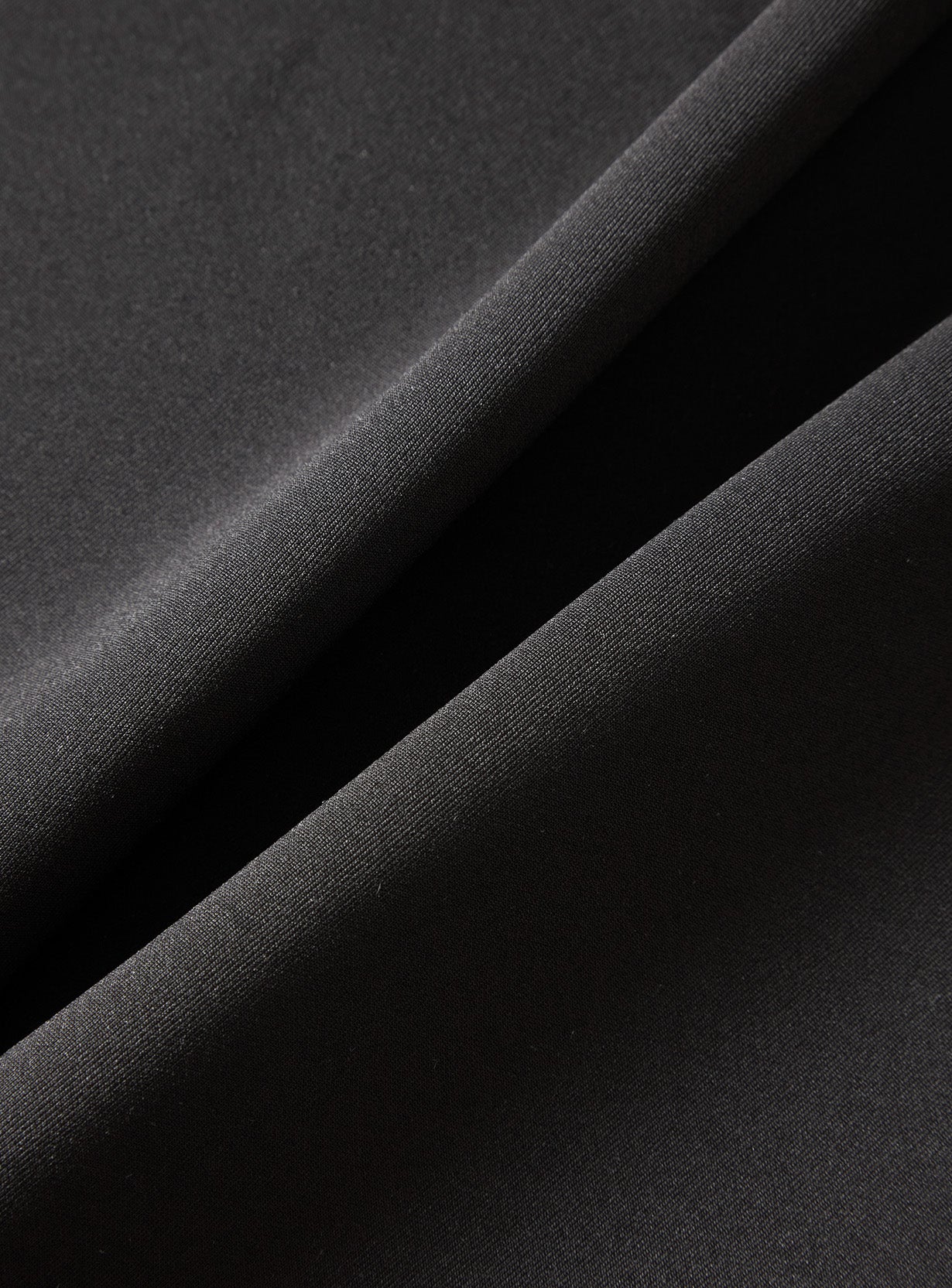 フォルムスリーブトップス