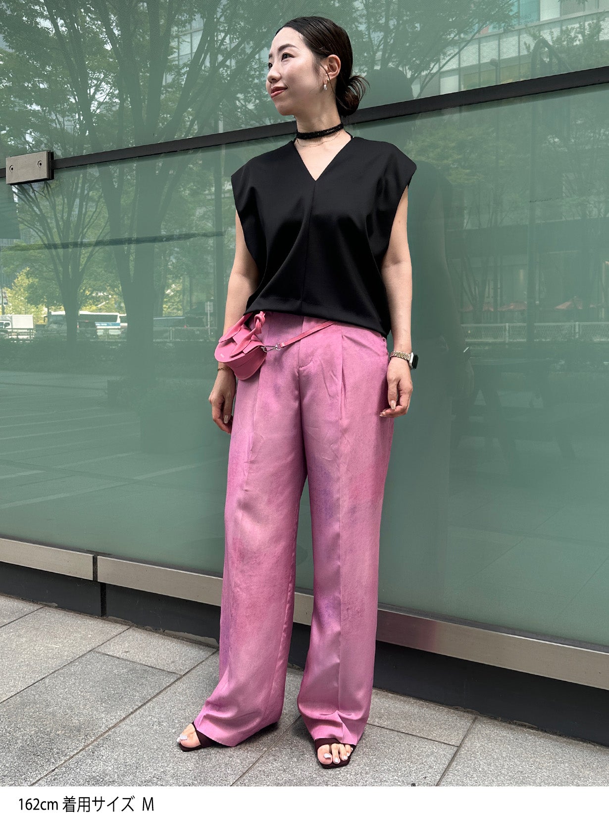 ノースリーブVトップス