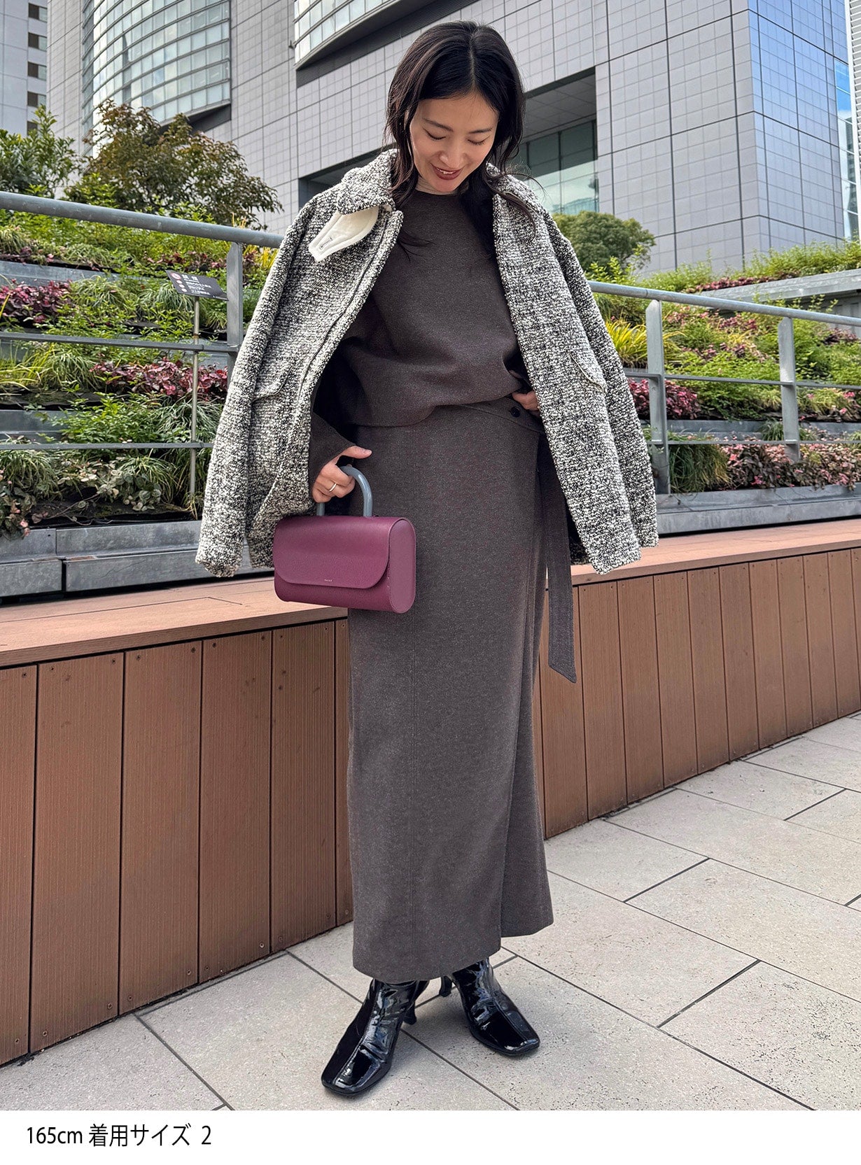 ニードルストレッチスカート