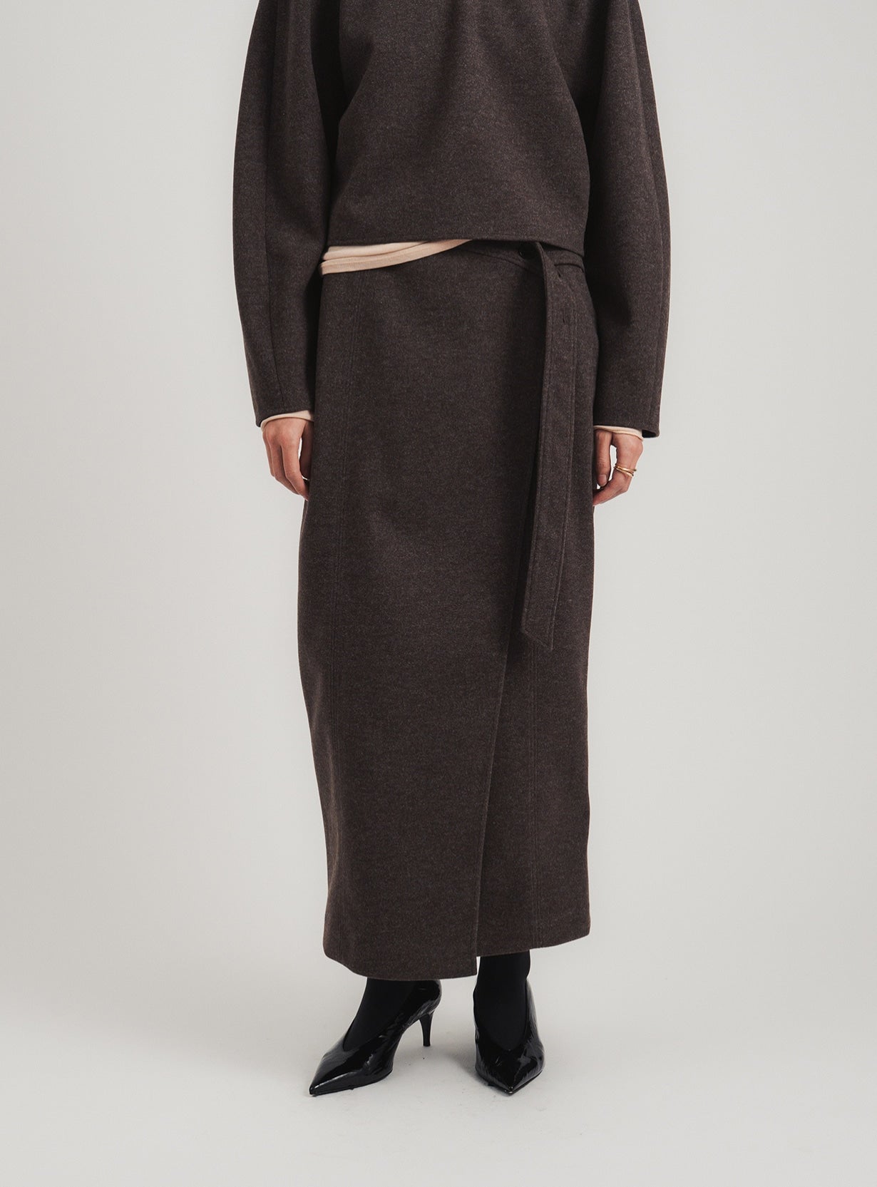 ニードルストレッチスカート