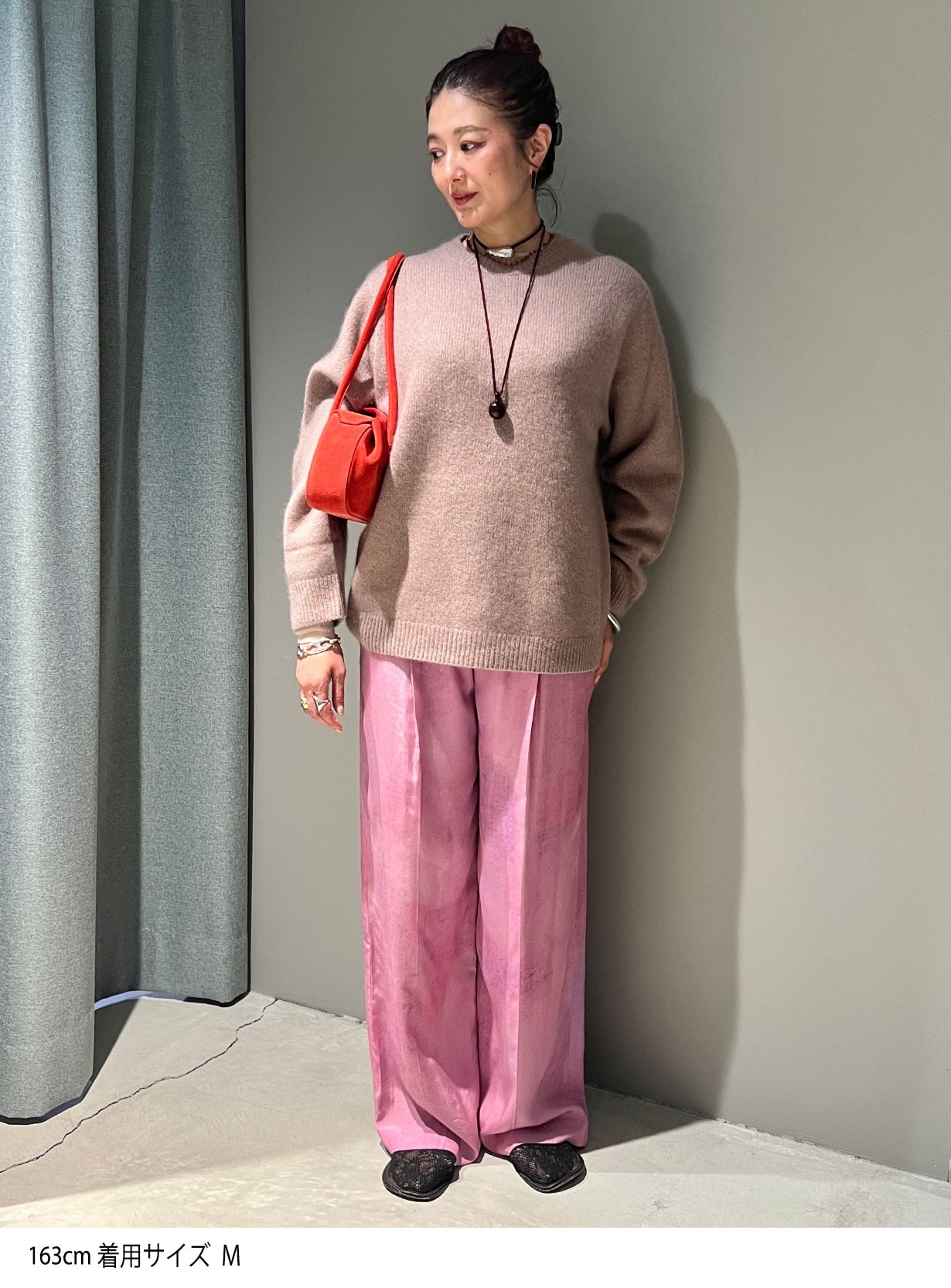 ホワイトヤクプルオーバー