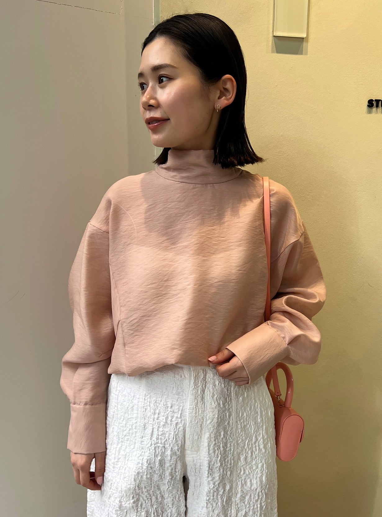 クリアスタンドネックシャツ